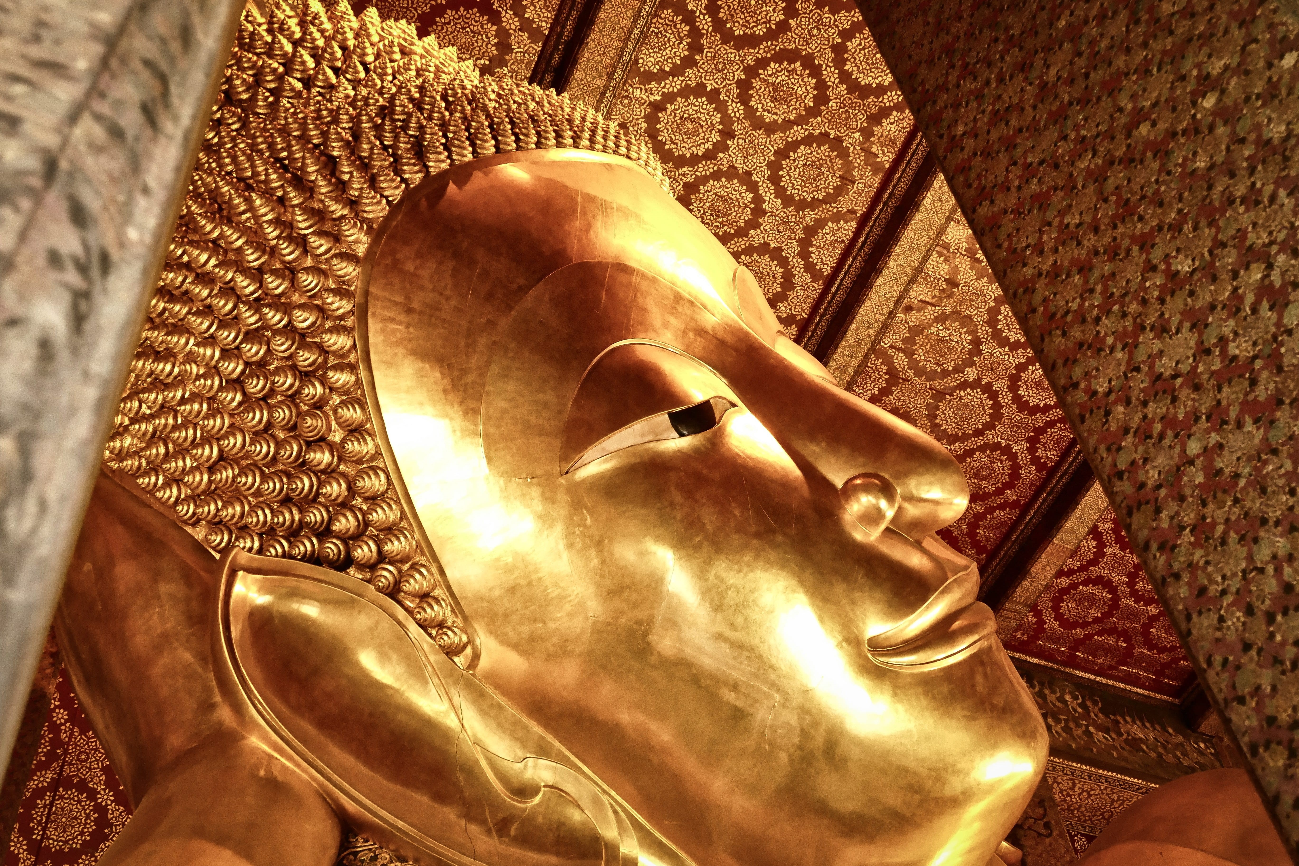 statue, tourism, male likeness, reclining buddha, architecture, place of worship, gold colored, belief, art and craft, no people, creativity, wat, craft, HD Wallpaper