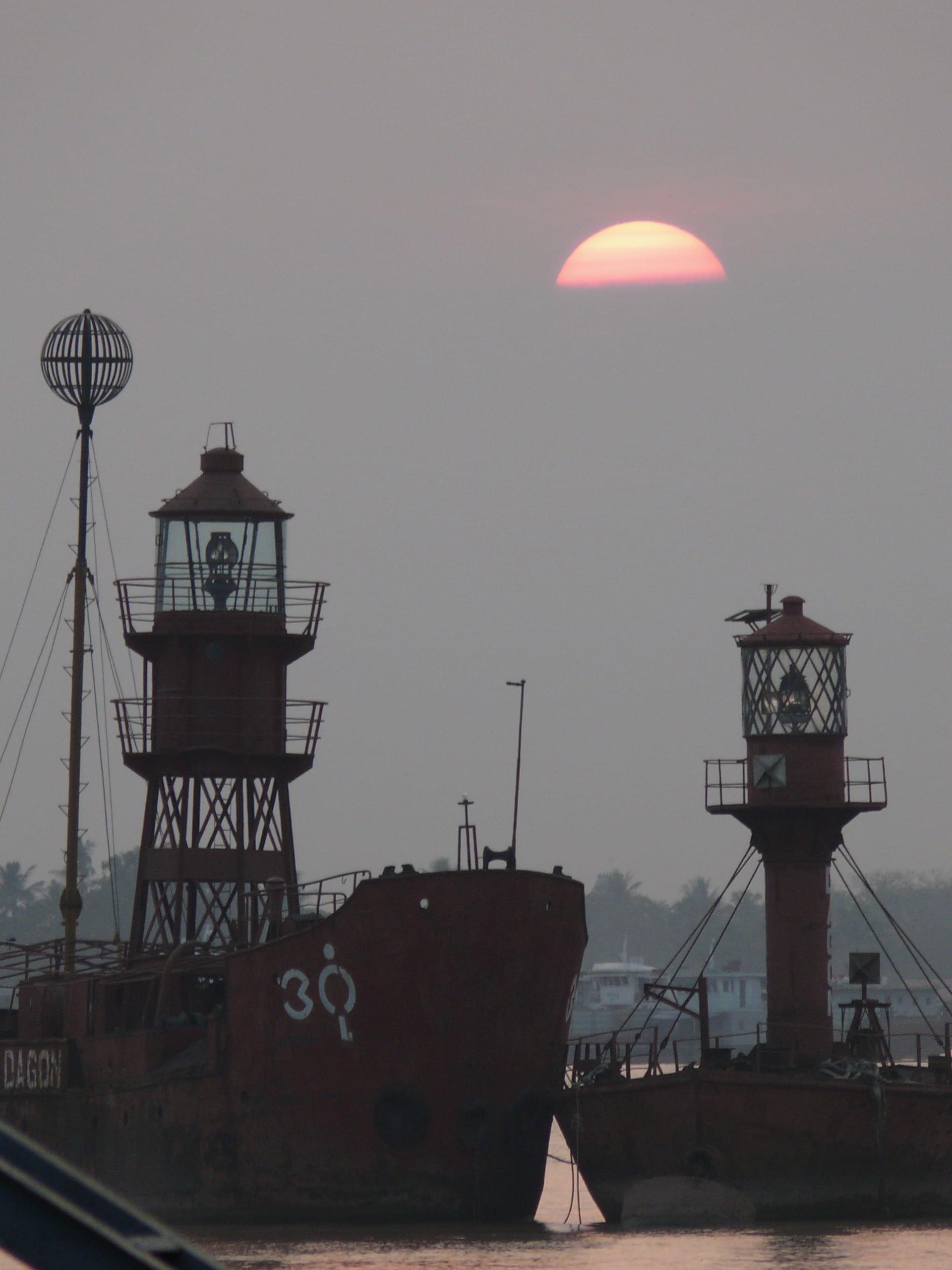building exterior, architecture, nautical vessel, nature, outdoors, mode of transportation, harbor, sun, Myanmar, sea, river, tower, water, industry, dusk, Phone HD Wallpaper