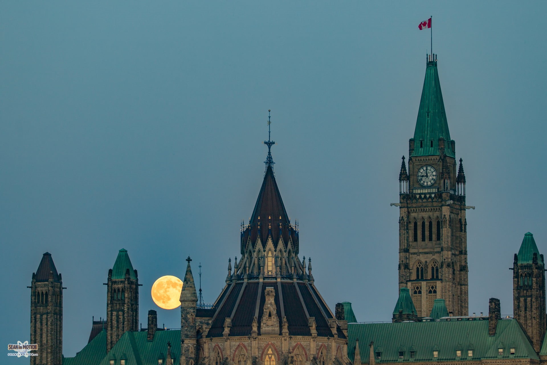 1080P, spirituality, sky, government, building, Canada, travel destinations, clock tower, spire, Ottawa, built structure, Moon, city, travel, architecture, HD Wallpaper