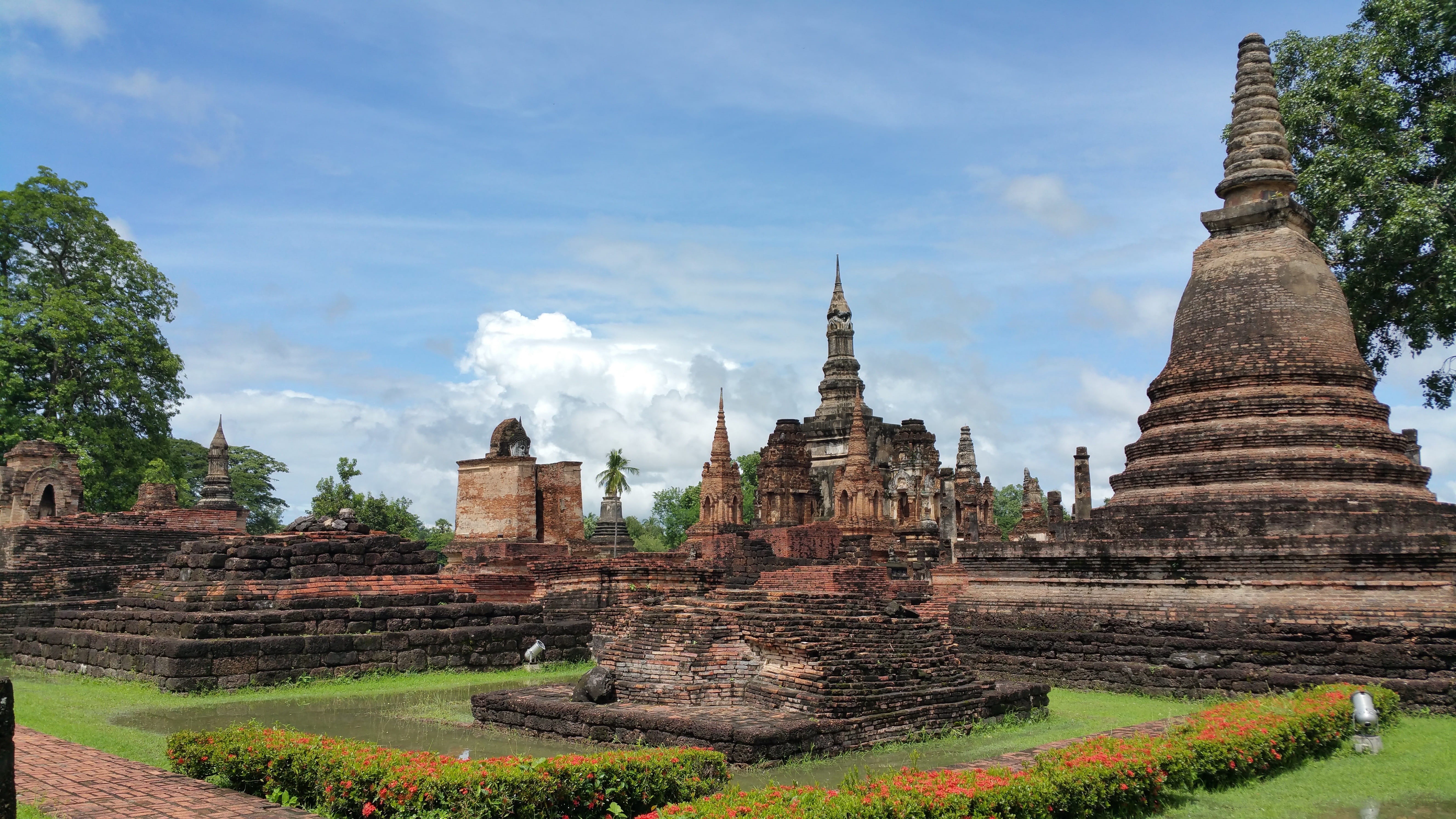 old, building exterior, sukhothai, religion, 5K, thailand, temple, place of worship, built structure, architecture, ancient civilization, day, outdoors, HD Wallpaper