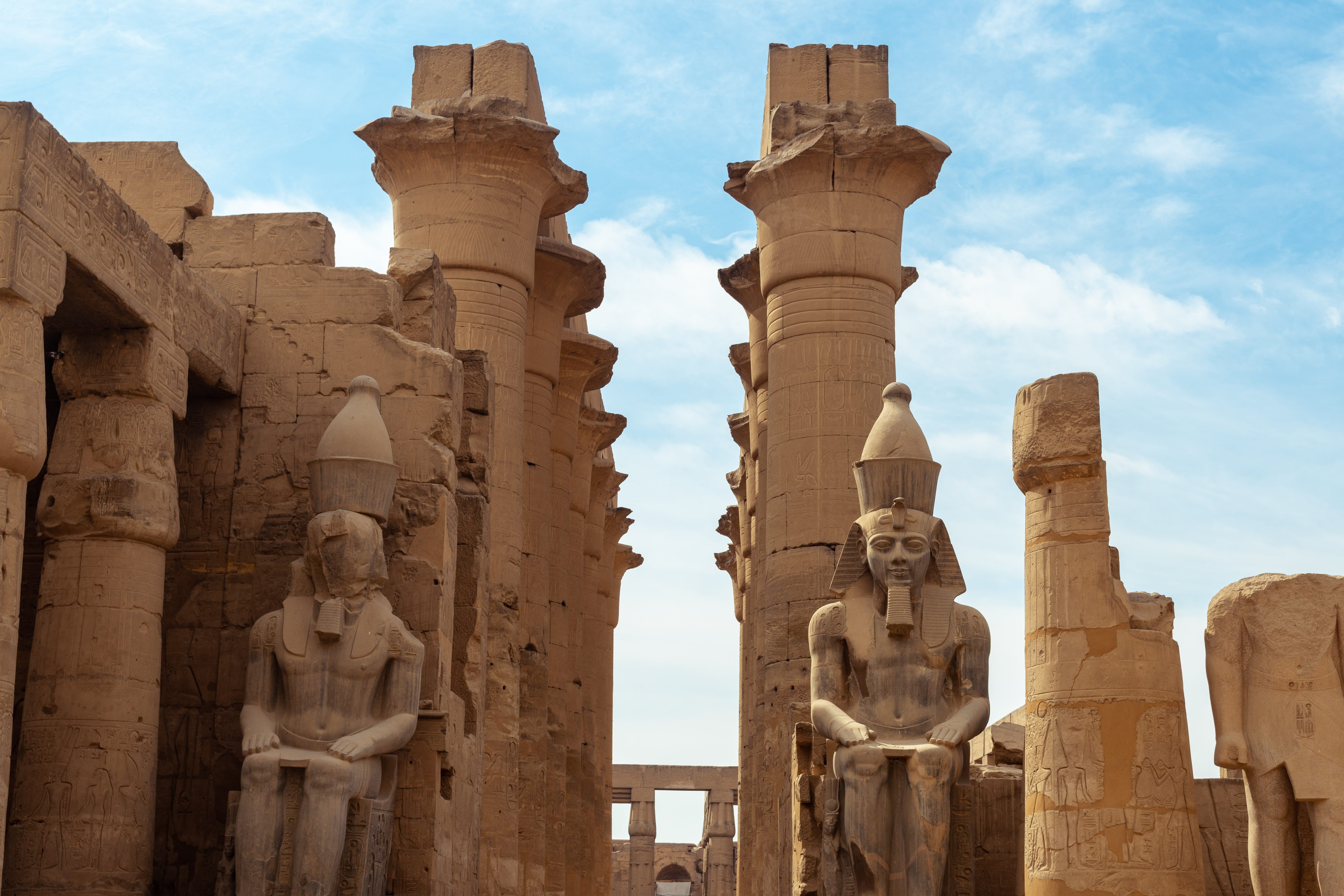 human representation, sculpture, religion, tourism, no people, 5K, spirituality, representation, architectural column, ancient civilization, the past, HD Wallpaper
