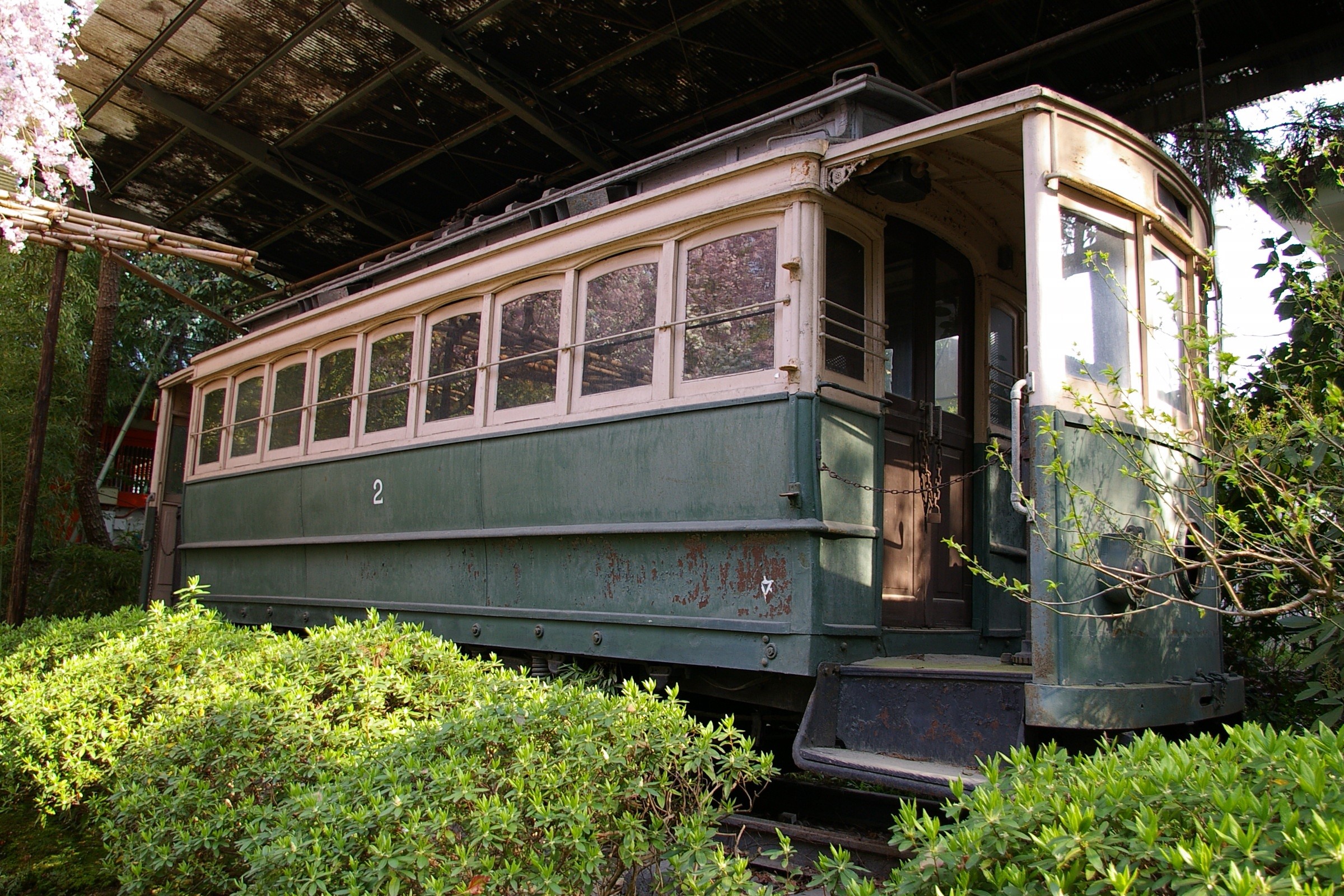 run-down, kyoto, 1080P, heian jingu shrine, japan, obsolete, tram, train - vehicle, rail transportation, deterioration, transportation, railroad track, HD Wallpaper