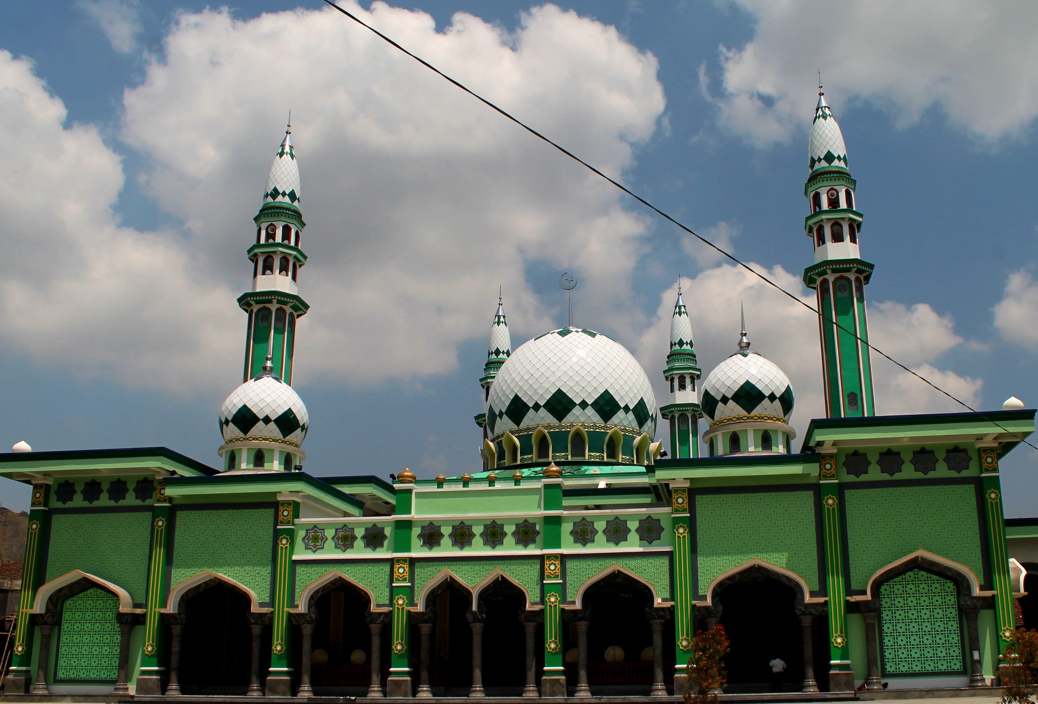 sky, landscape, outdoors, architecture And Buildings, jawa timur, minaret, building Exterior, belief, dome, Masjid, indonesia, east java, nature, cloud - sky, HD Wallpaper