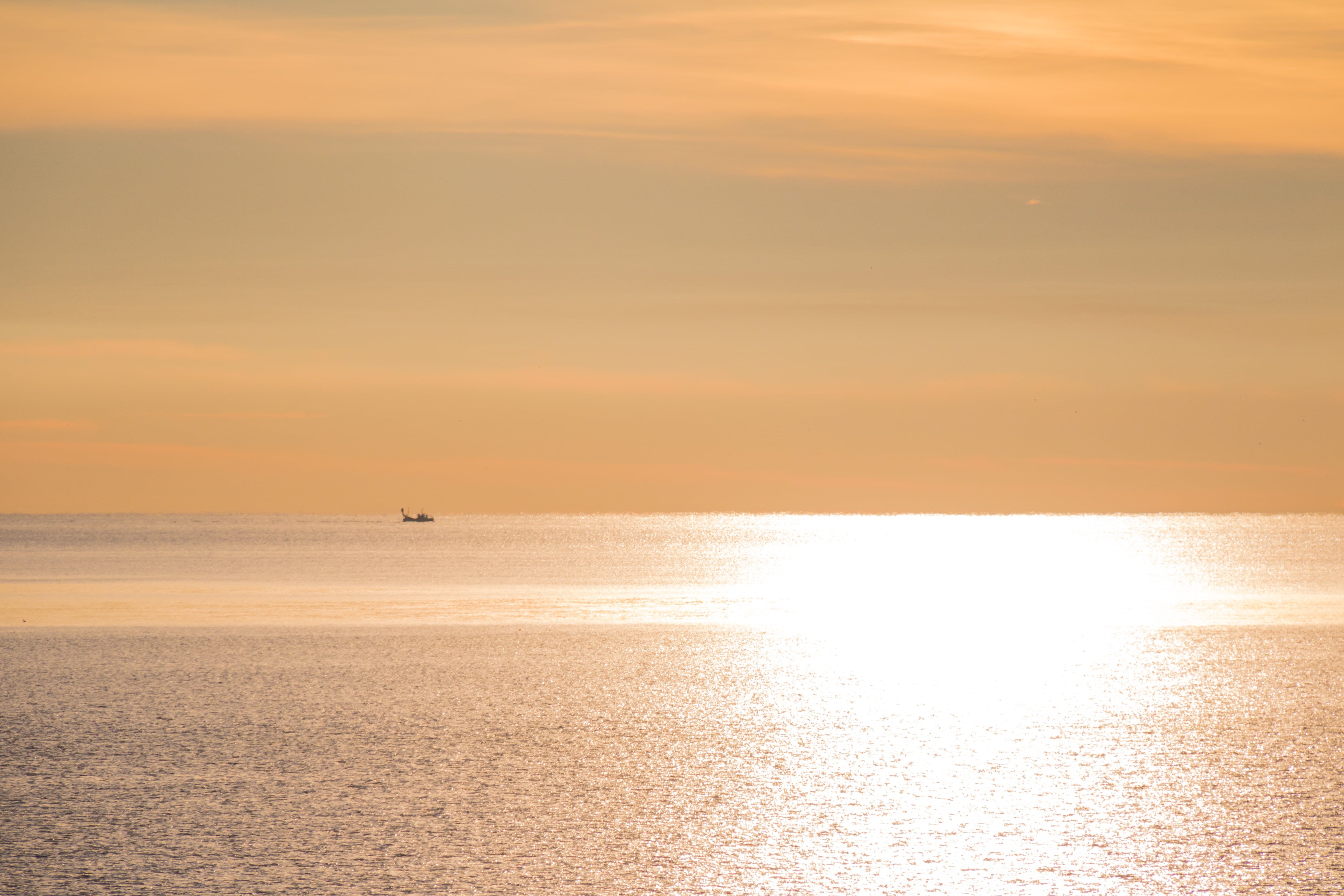 hav, dusk, Gold, lens, state, ef, focal_length, aperture, Ystad, model, canon, sky, coast, iso_speed, s18, geo:location, vatten, water, kust, f/3.5, 760d, HD Wallpaper