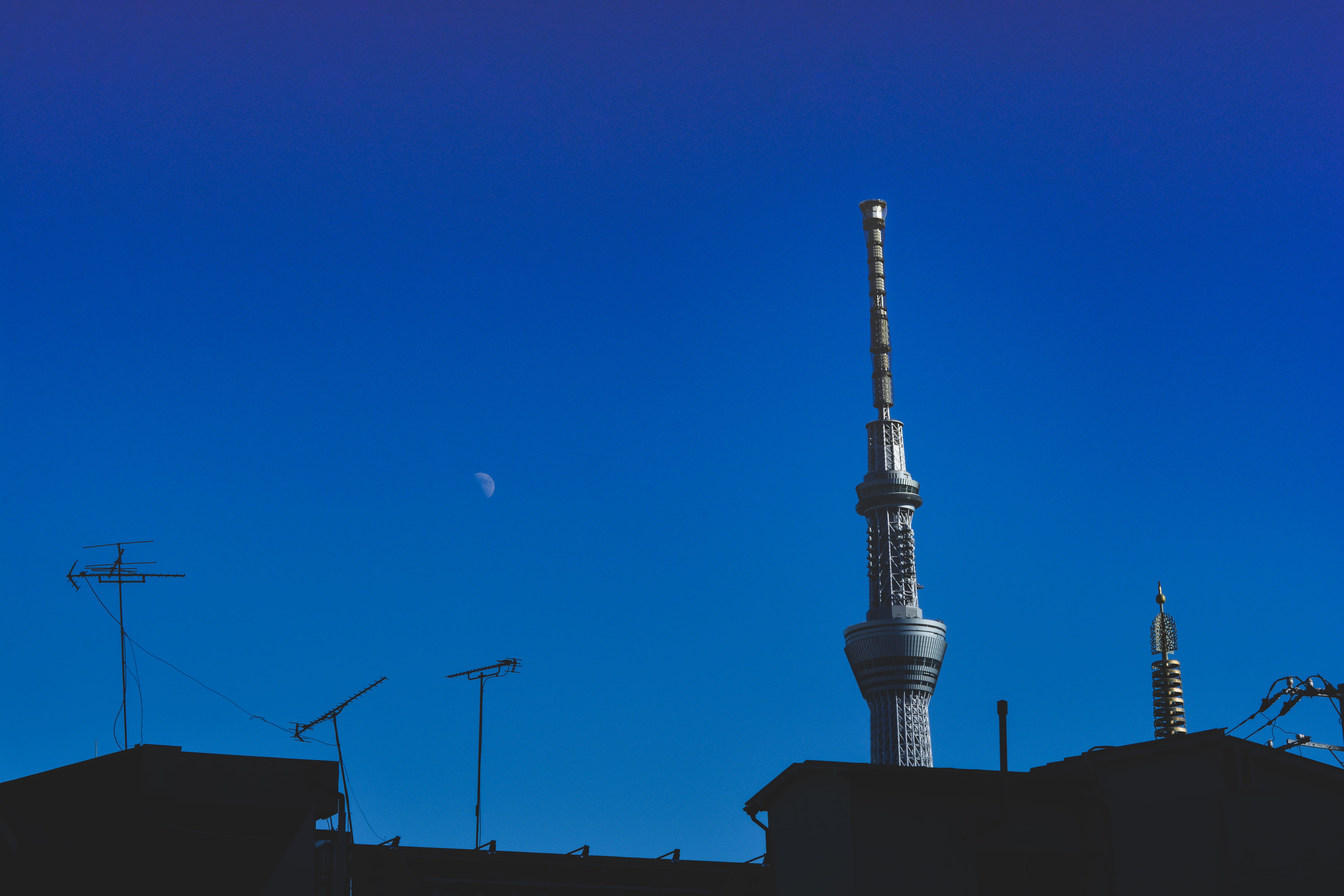 skytree, 5K, asakusa, connection, communication, tower, travel photography, low angle view, technology, house, blue, houses, spire, japan, streetphotography, HD Wallpaper
