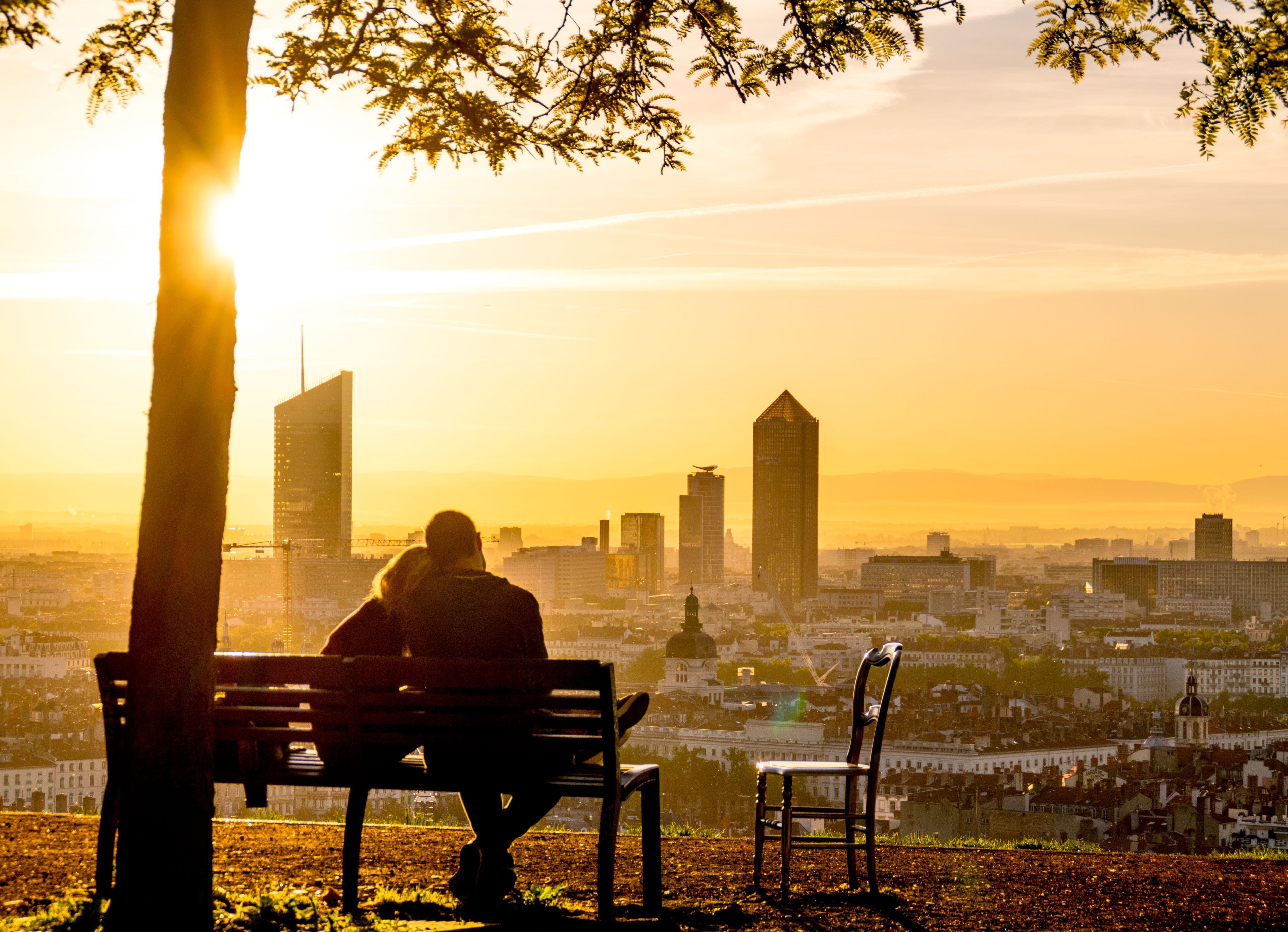 sun, rear view, cityscape, building, looking, real people, man, 4K, sunrise, golden hour, sunset, built structure, one person, leisure activity, tenderness, HD Wallpaper