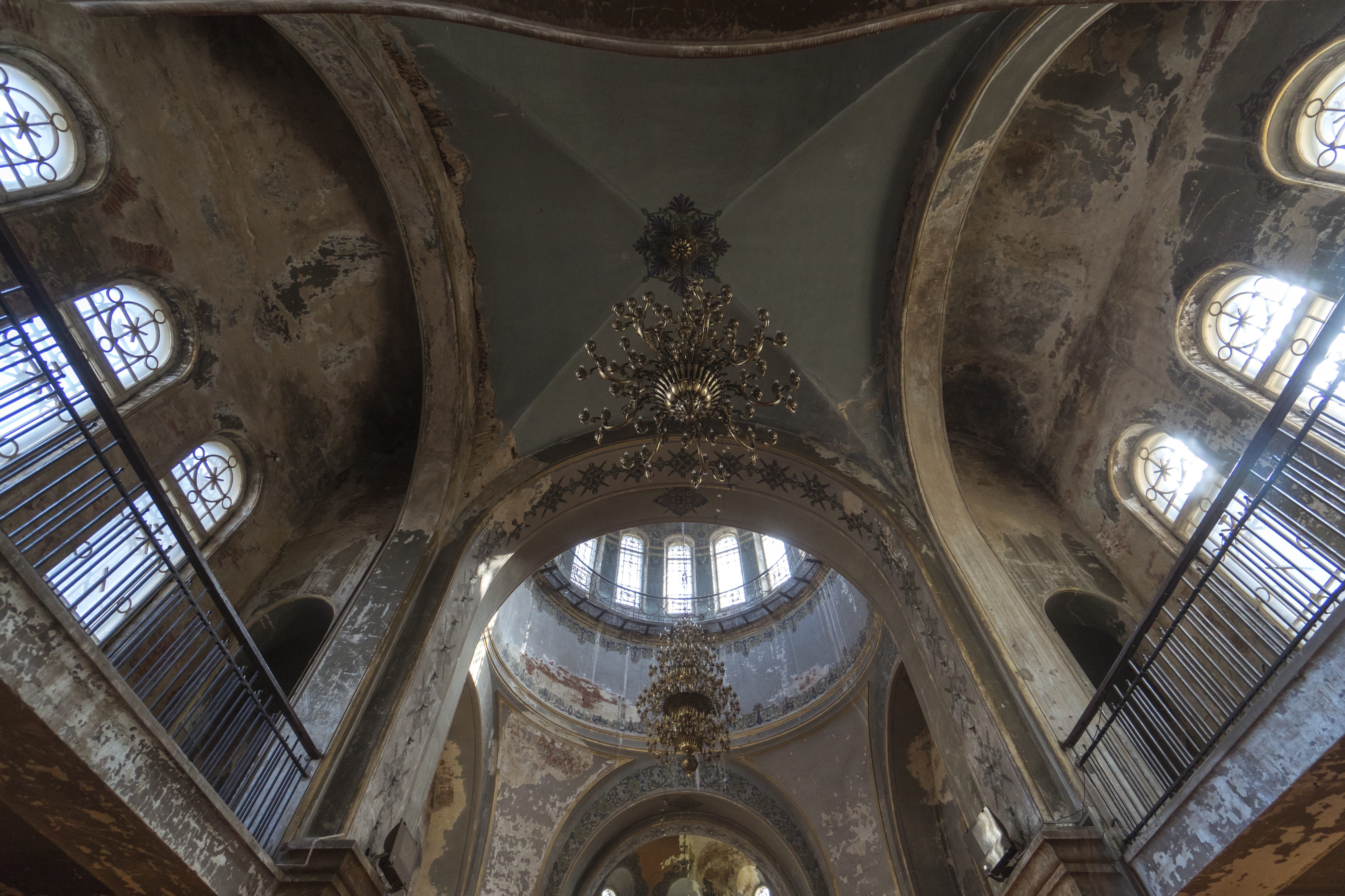 historical, famous Place, Indoor, interior, belief, Church, dome, no people, christianity, cupola, old, architectural column, history, Architecture, faith, HD Wallpaper