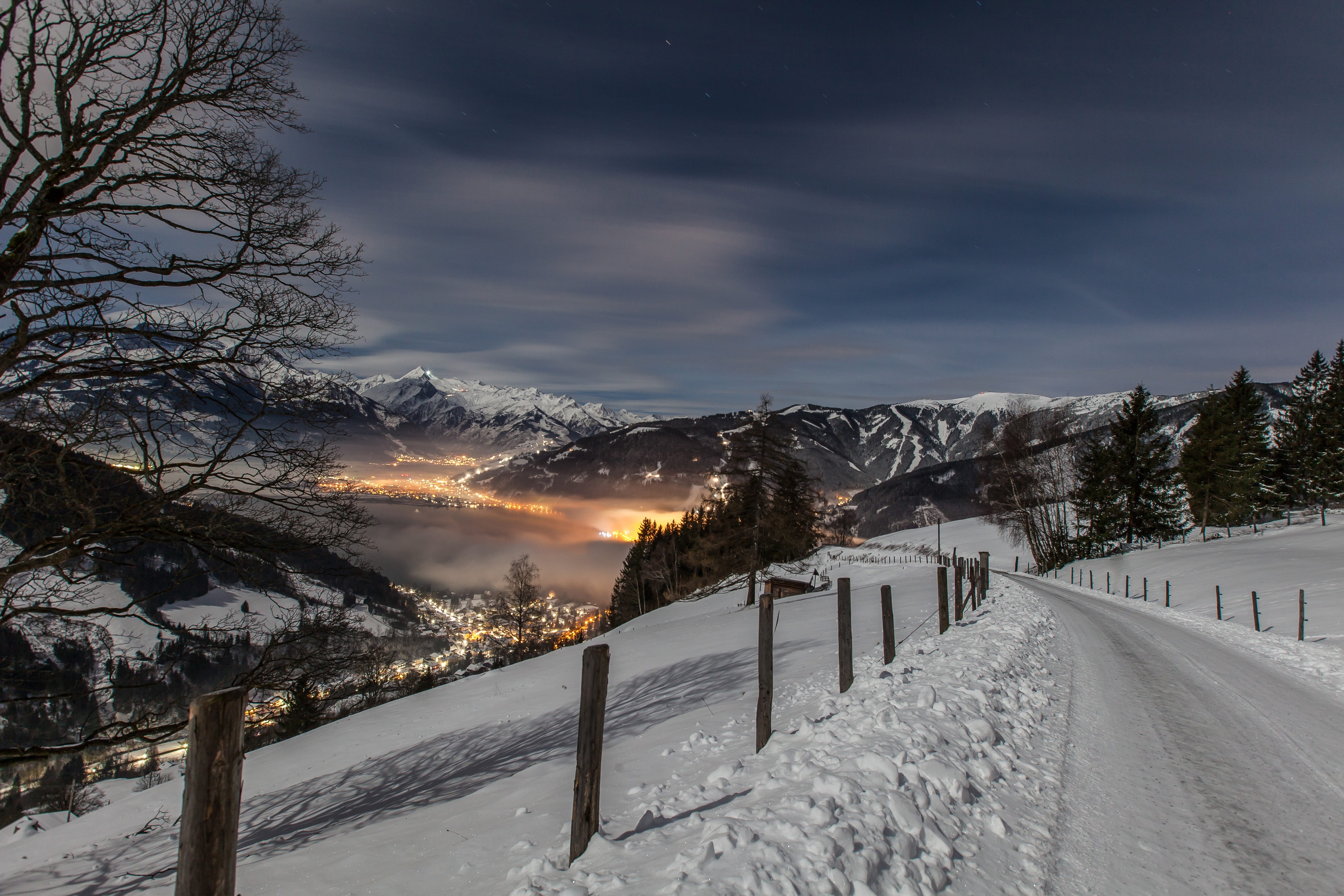 winter sports, roofs, kitzsteinhorn, darkness, snow, snow cannons, dri, mountains, white color, zell am see, pinzgau, sky, tranquil scene, runway, road, HD Wallpaper
