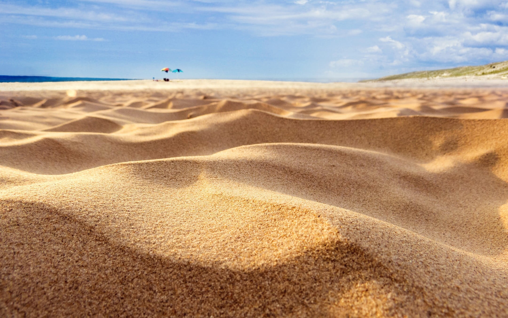 horizon, landscape, desert, land, tranquility, arid climate, outdoors, macro, nature, scenics - nature, area, sand dune, non-urban scene, cloud - sky, 1080P, HD Wallpaper