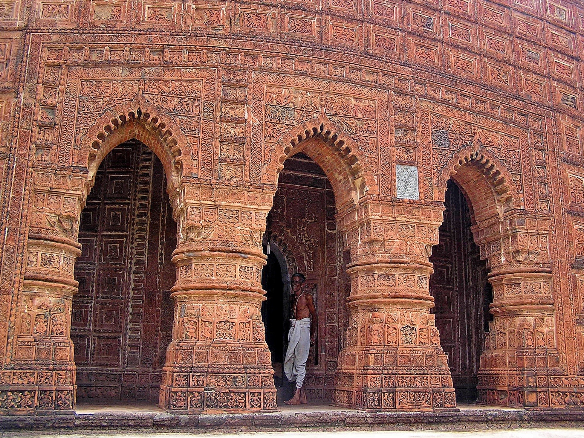 asia, building exterior, bishnupur, ancient civilization, lifestyles, architecture, temple, ancient, adult, faith, craft, brick, old, travel destinations, HD Wallpaper
