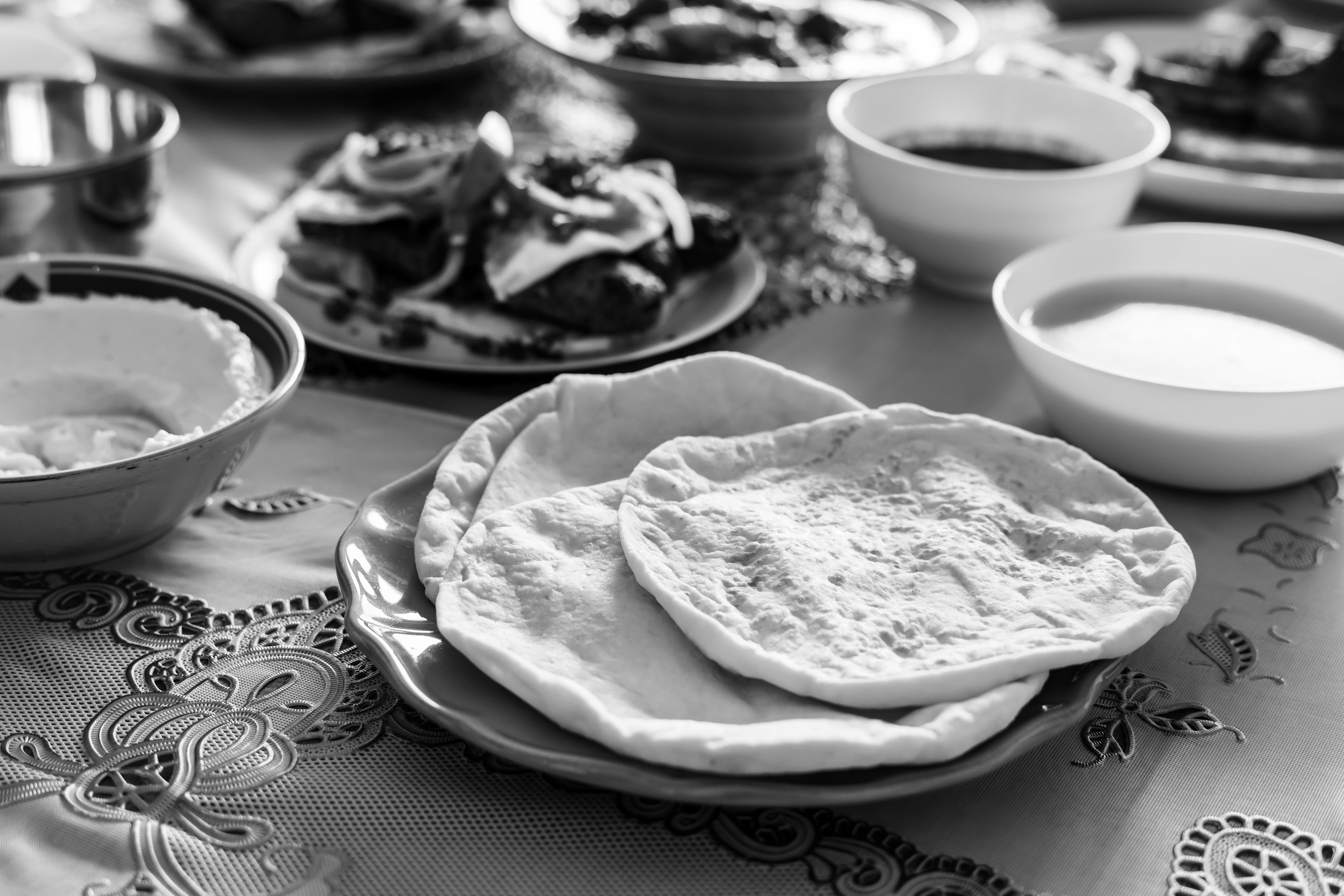 bowl, culinary, food, delicious, healthy eating, table, islam, aerial view, arabian, feasting, plate, eating utensil, home cooked, indoors, halal, spoon, HD Wallpaper