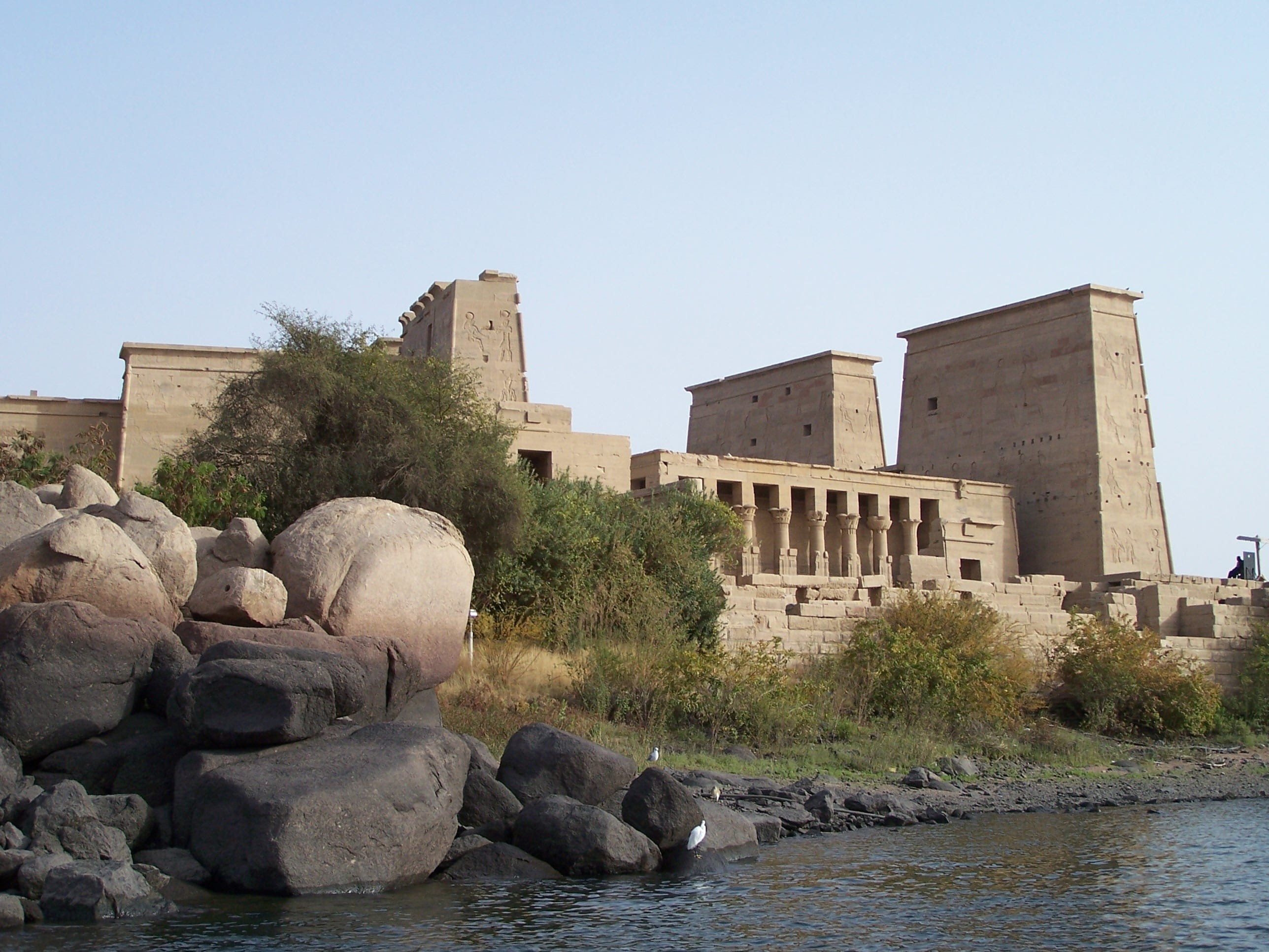 travel, nature, monument, isis, architecture, egyptian, waterfront, 2K, building, building exterior, tree, history, ancient, africa, aswan, no people, HD Wallpaper