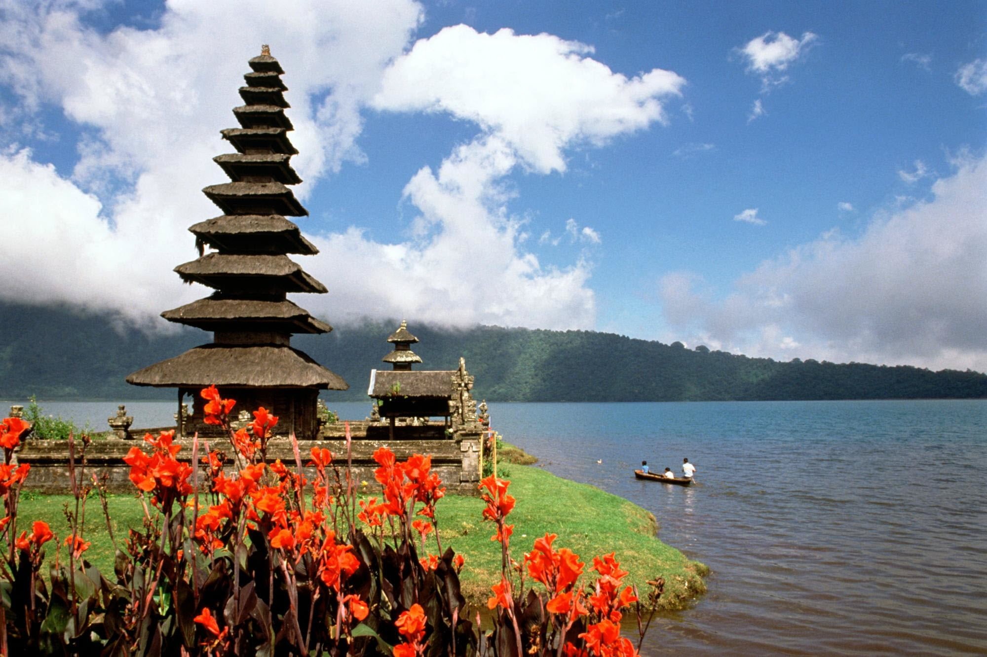 travel Destinations, architecture, orange, flowers, hinduism, tranquility, nature, summer, outdoors, buddhism, reflection, lake Bratan Area, religion, journey, HD Wallpaper