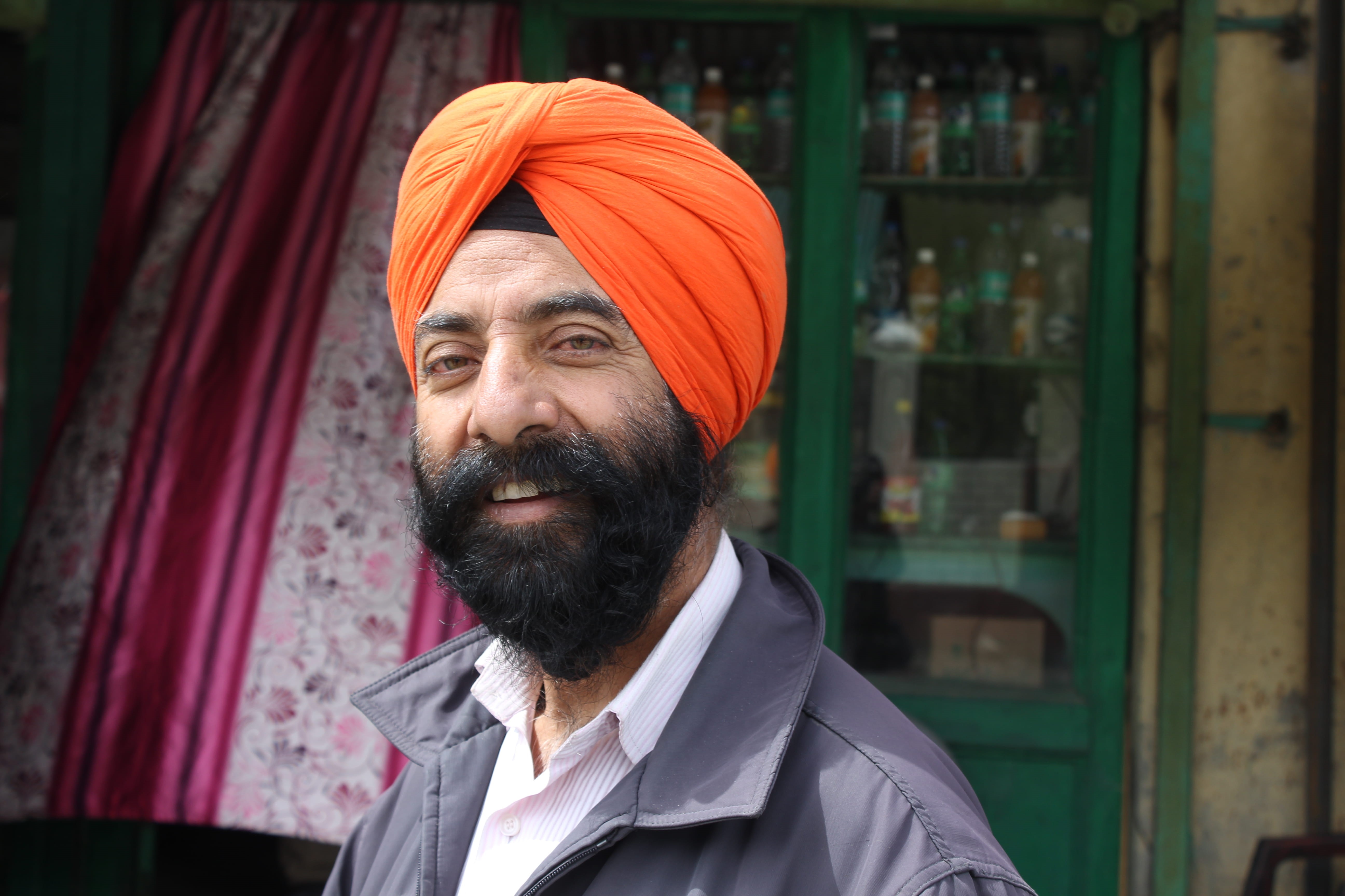men, real people, srinagar, mustache, facial hair, mature men, happy, headshot, one person, 5K, face, beard, focus on foreground, turban, hat, looking, HD Wallpaper
