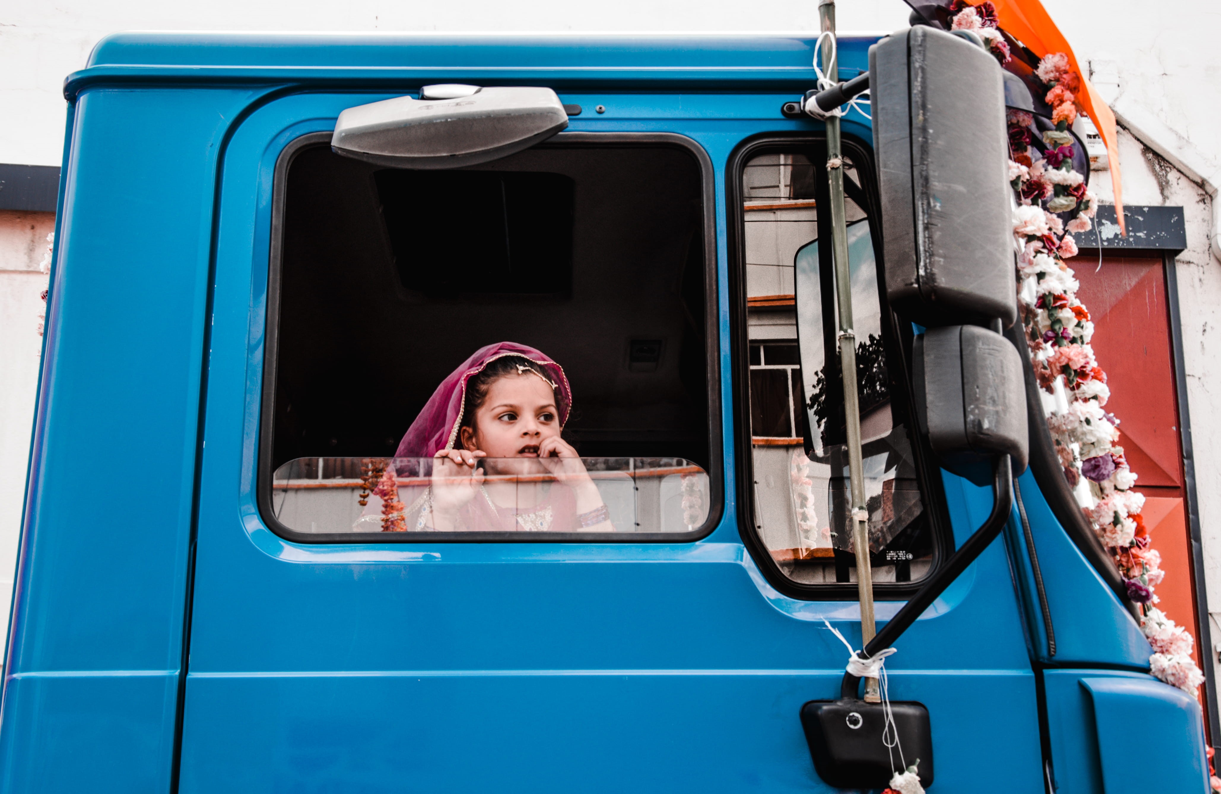 human, trucking, women, clothing, truck, childhood, motor vehicle, day, car, van, window, driving, one person, females, bus, sikh, vehicle, peeking, transportation, HD Wallpaper