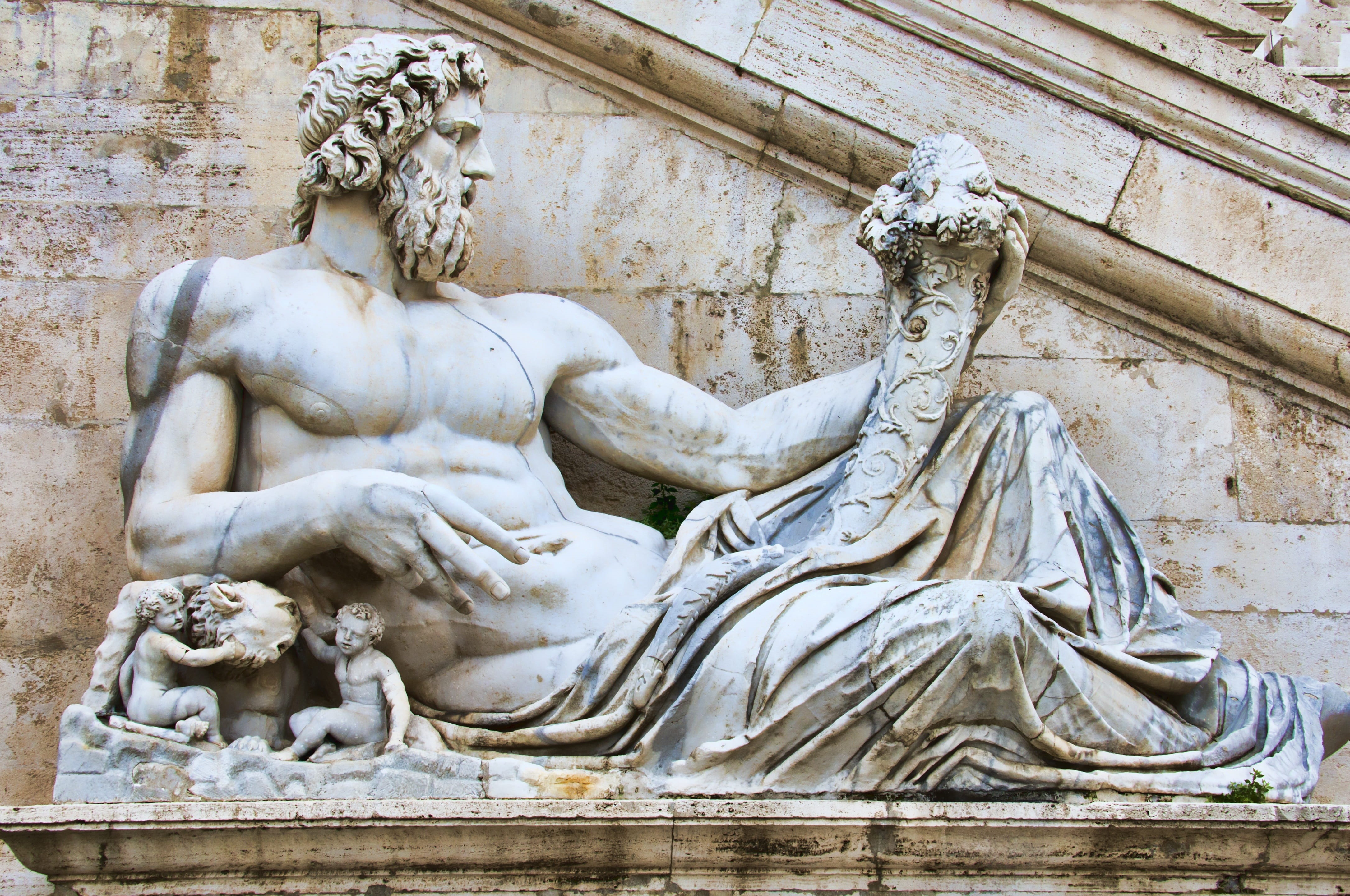 built structure, male likeness, no people, spirituality, europe, belief, empire, italian, representation, tourist, craft, city, famous, history, building, HD Wallpaper
