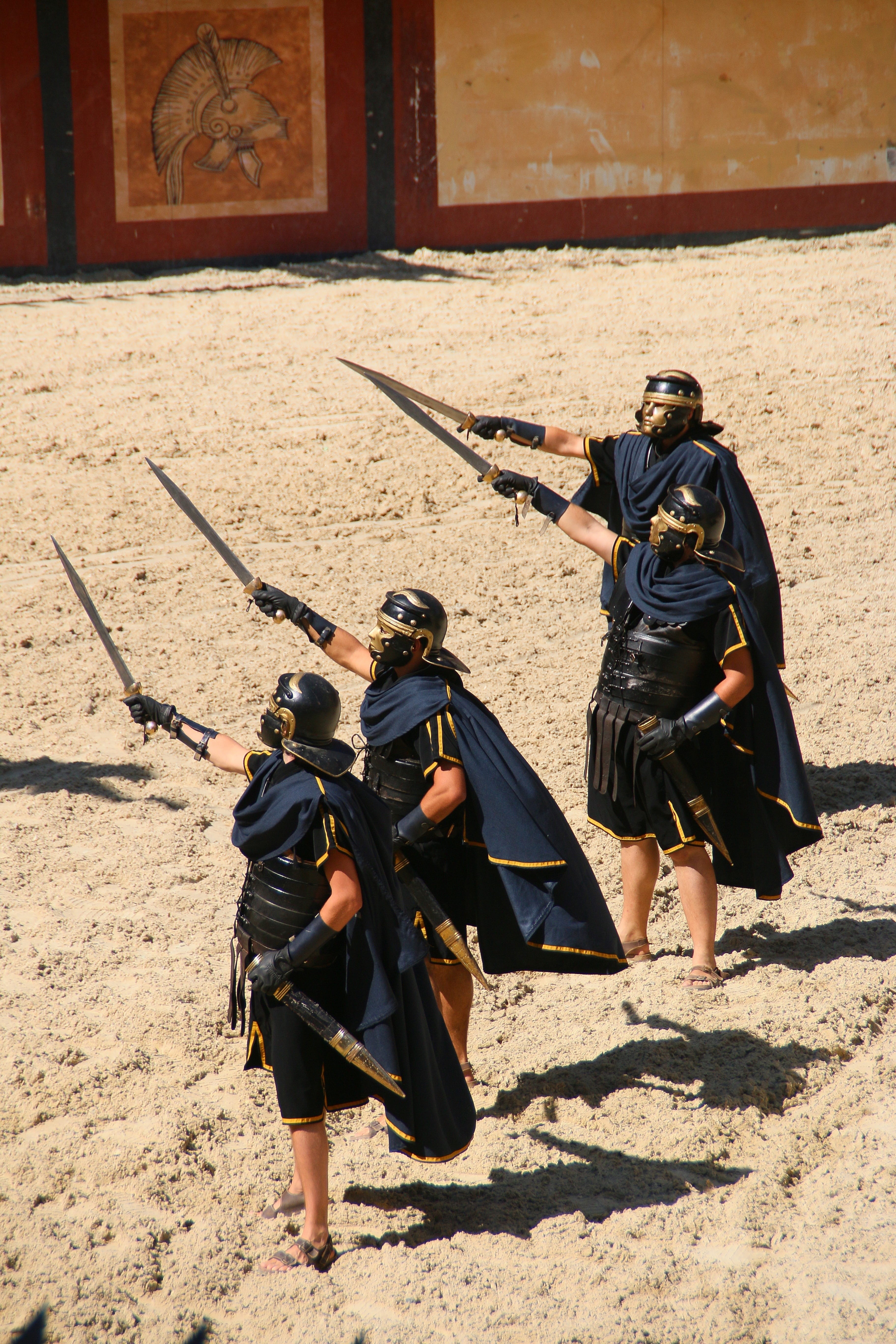 spartan, empire, tourism, machine gun, holding, man, history, fighting, full length, men, ancient, old, helmet, day, sword, two people, shadow, 5K, roman, Phone HD Wallpaper