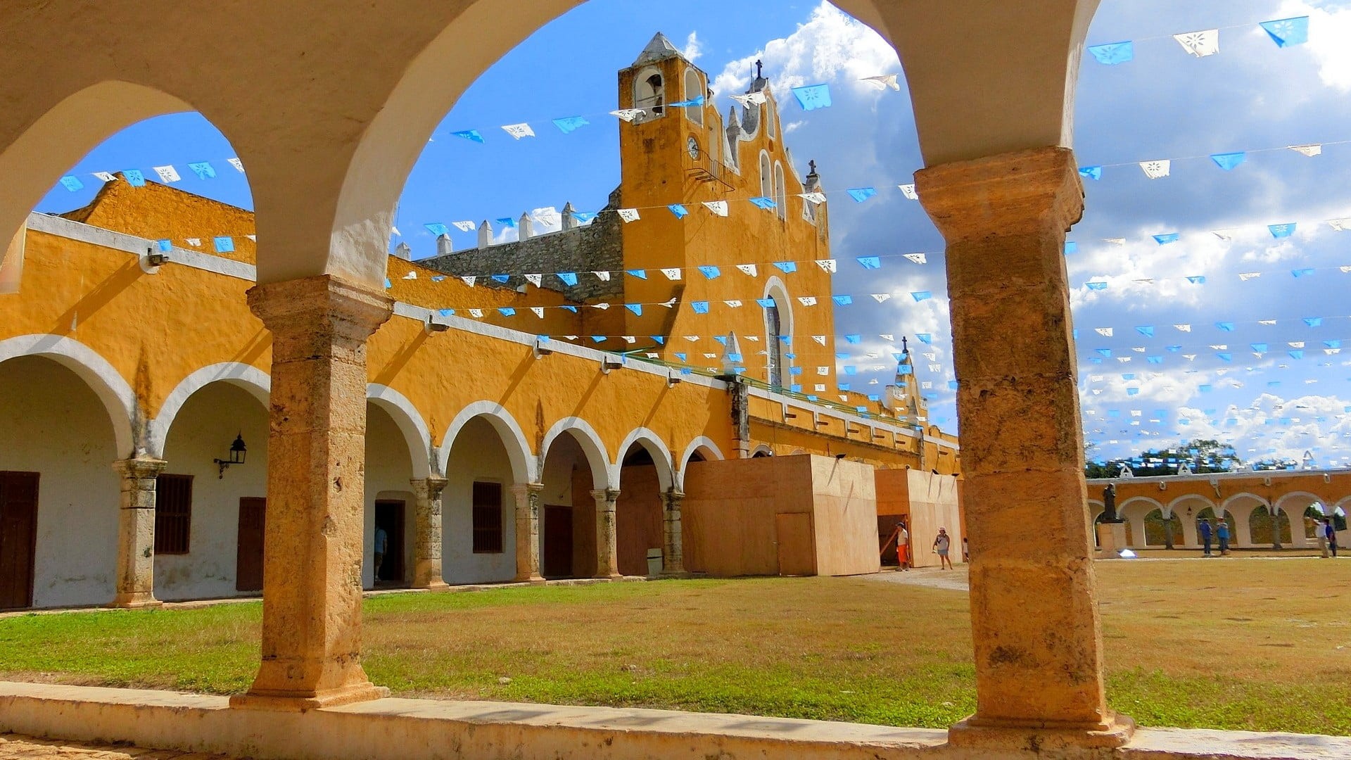 no people, ancient civilization, place of worship, cloud - sky, colonnade, architecture, mexico, the past, architectural column, belief, sky, outdoors, HD Wallpaper