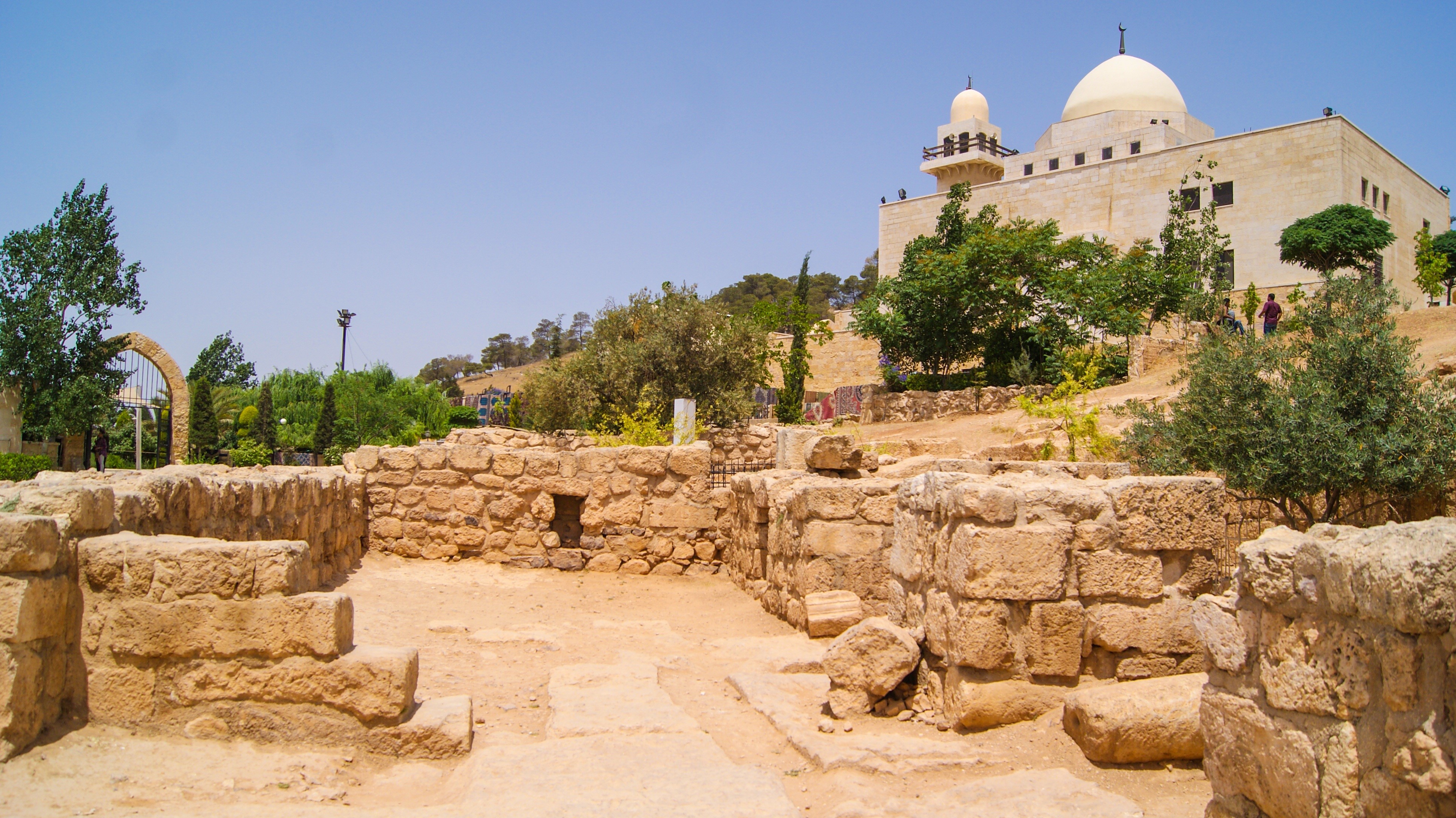 middle east, arab, archaeology, 7 sleeper, tourism, hill, outdoor, architecture, old, no people, belief, stone wall, architectural column, outdoors, amman, HD Wallpaper