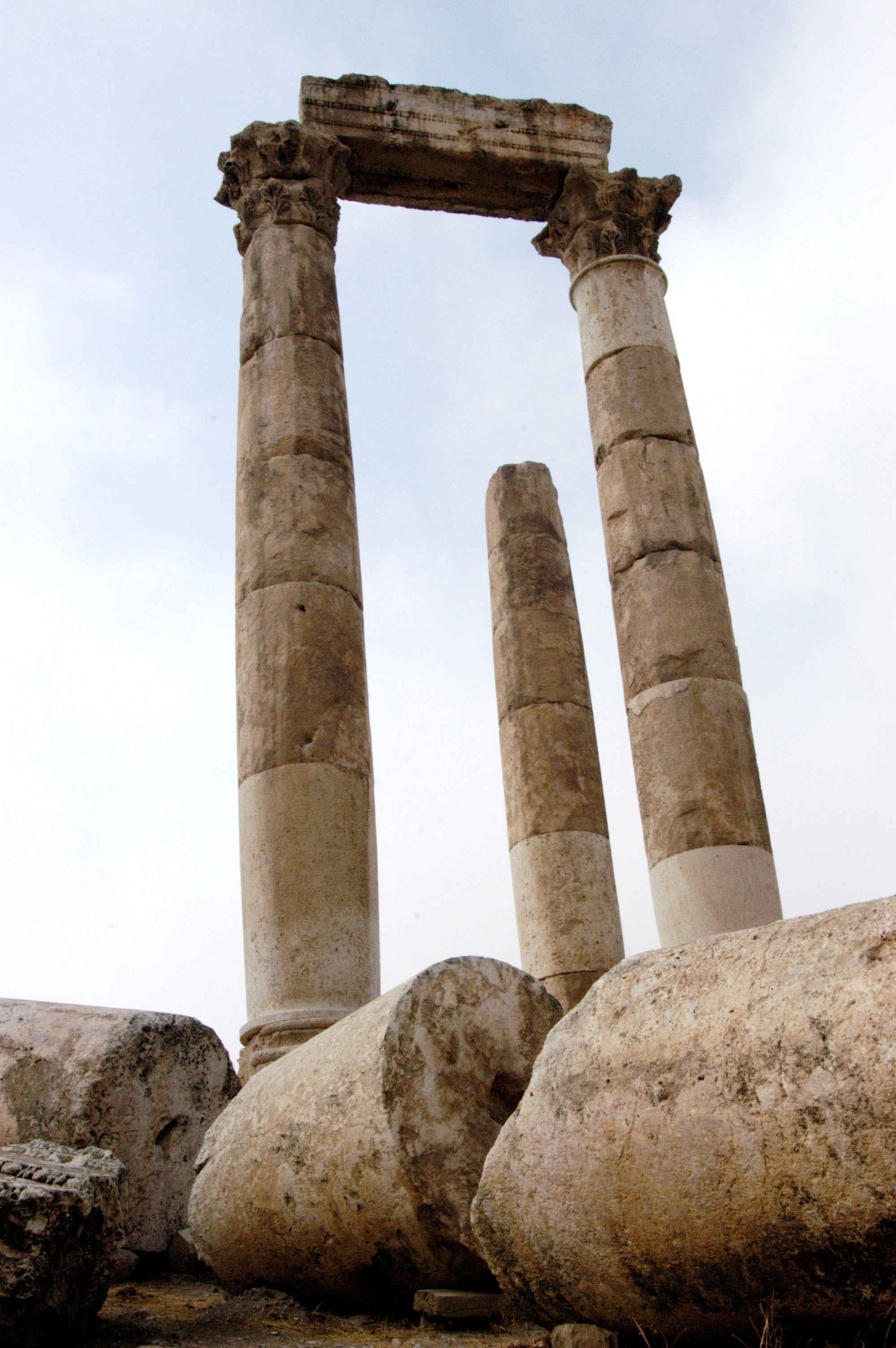 nature, clouds, low angle view, architectural Column, bad condition, architecture, old, solid, sky, famous Place, ruins, ancient Civilization, ancient, Phone HD Wallpaper