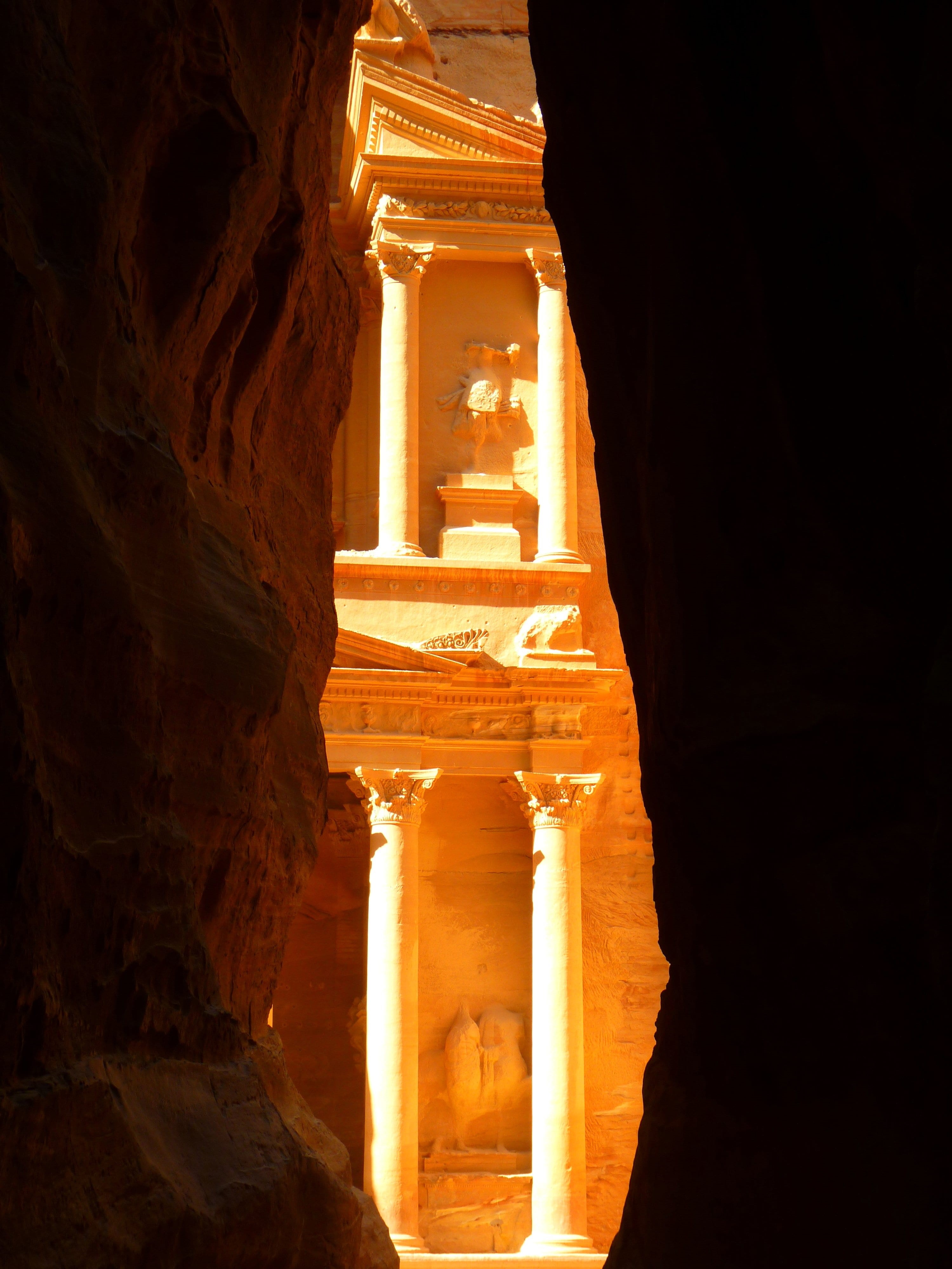 rock formation, canyon, the past, adventure, architectural column, built structure, sandstone, holiday, 4K, old ruin, siq, low angle view, place of worship, Phone HD Wallpaper