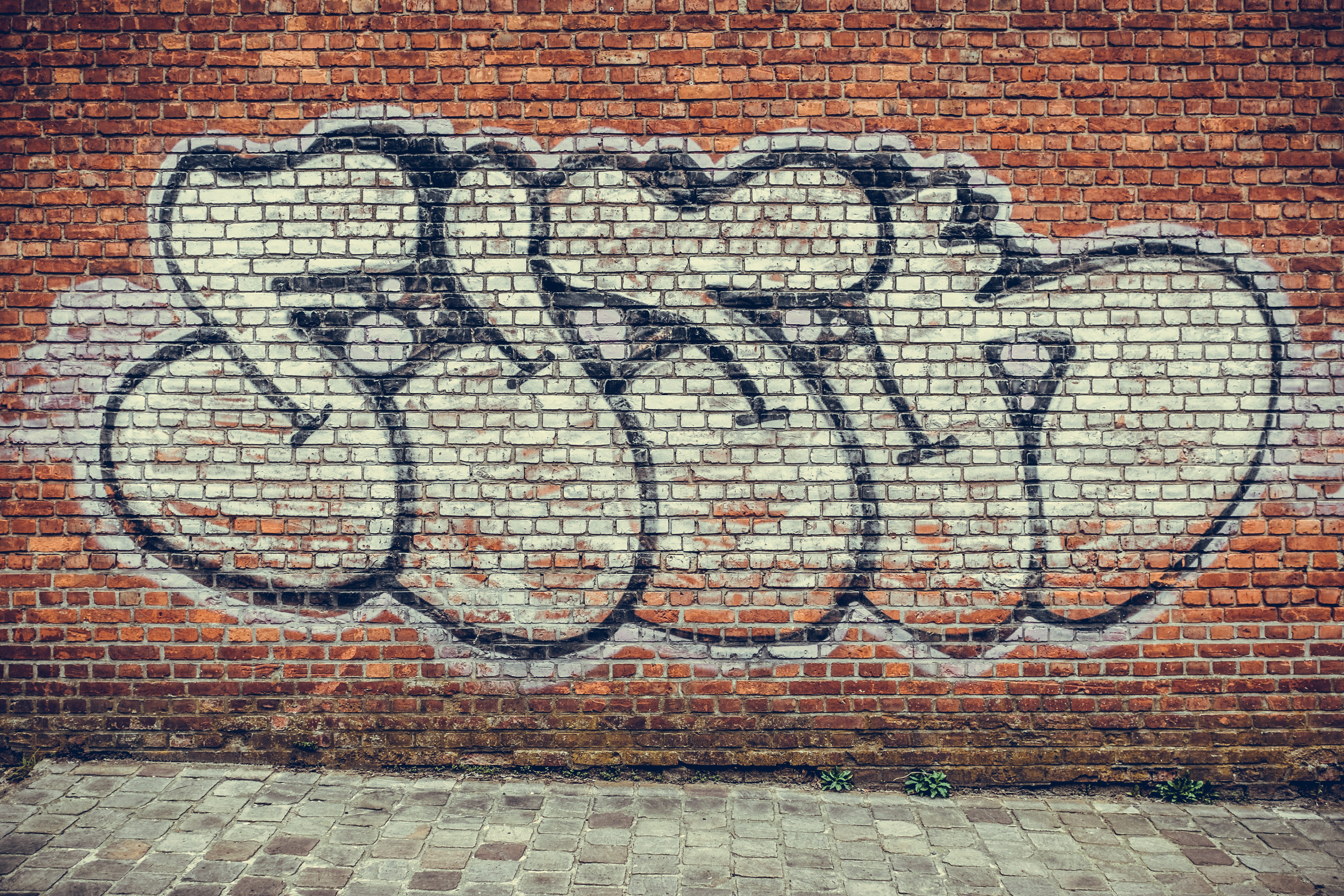 5K, paint, emotion, grungy, urban, wall - building feature, art and craft, western script, pattern, street art, retro, day, letter, city, textured, grafiti, HD Wallpaper