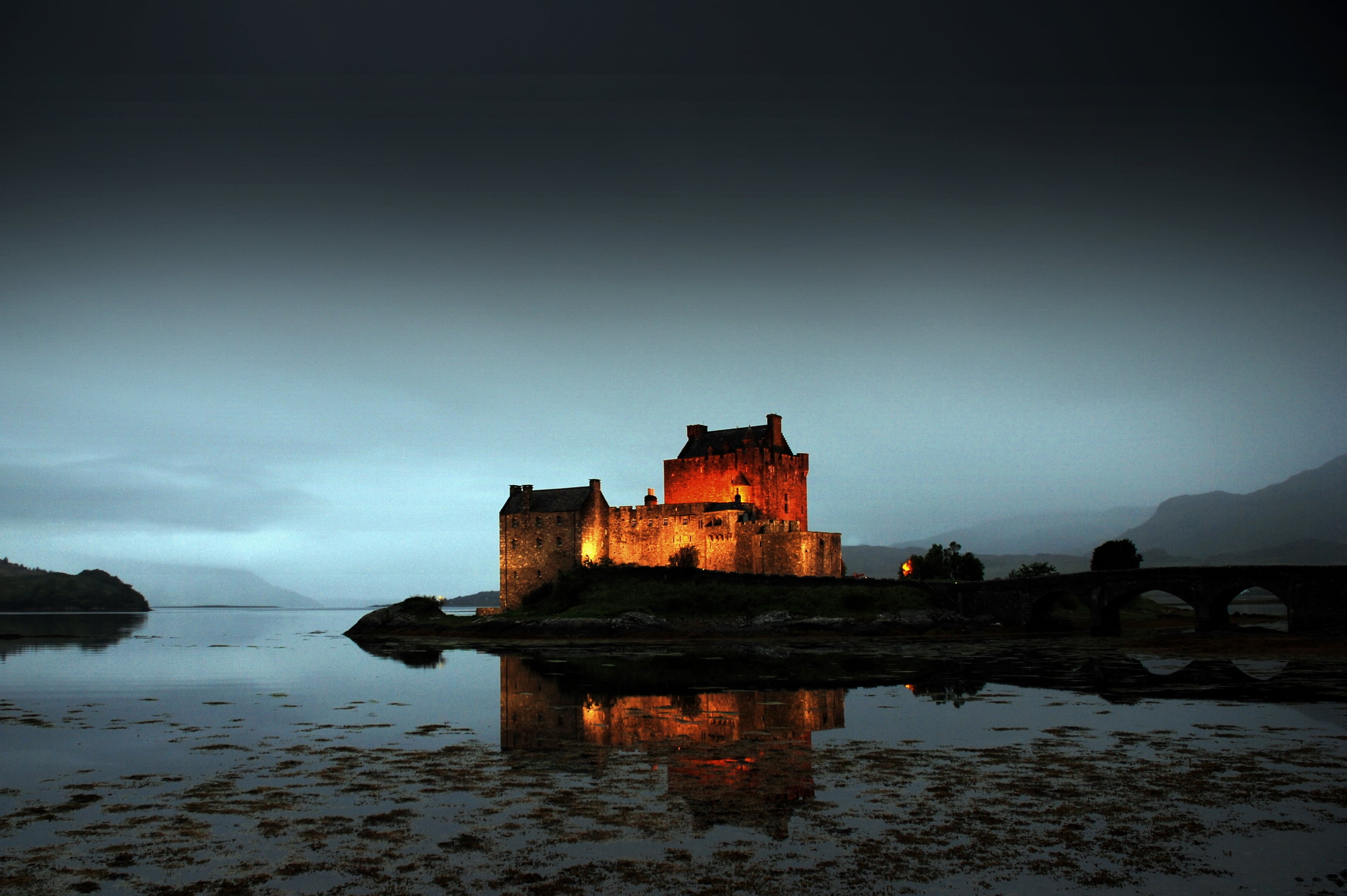 scotland, lochalsh, dornie, nikon, loch  duich, d80, 2K, bridge, brown, famous Place, sundown, eilean  donan  castle, night, reflection, nighttime, castle, HD Wallpaper