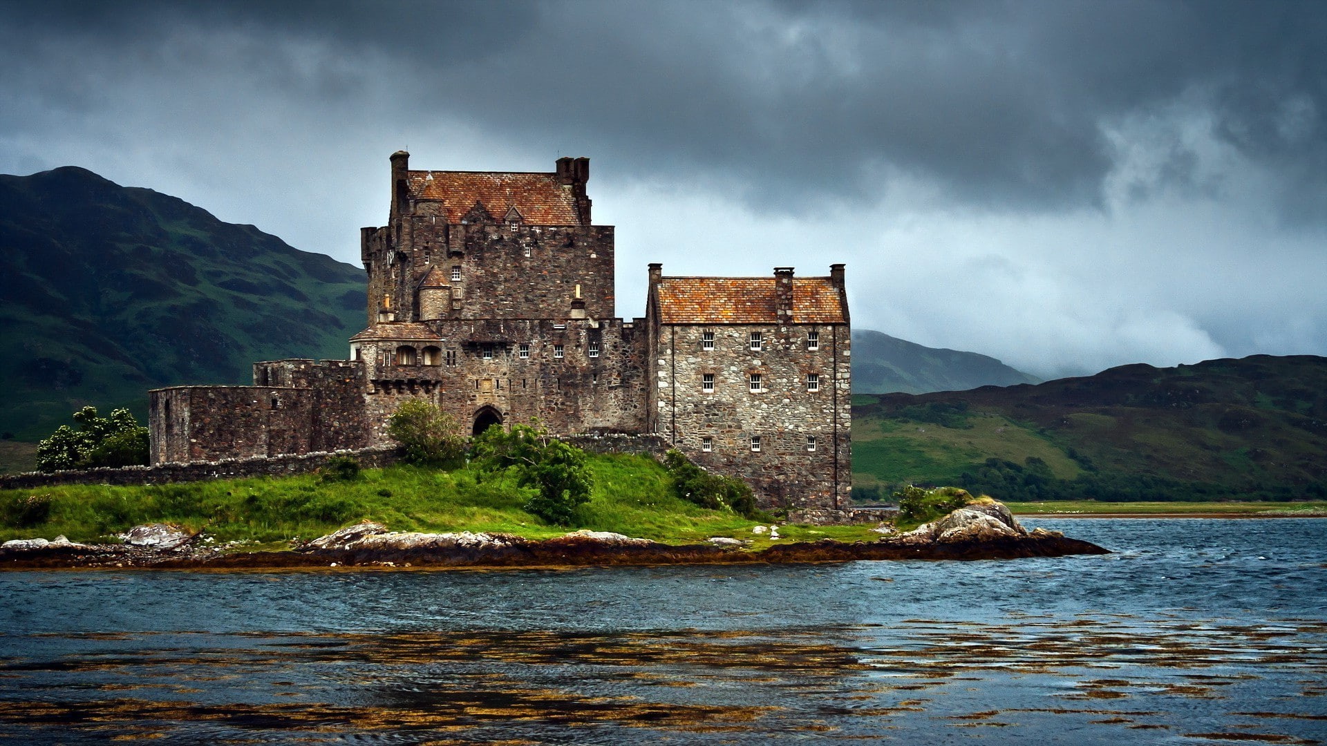 Overcast, lake, Eilean Donan, UK, 1080P, castle, mountain, island, Scotland, HD Wallpaper