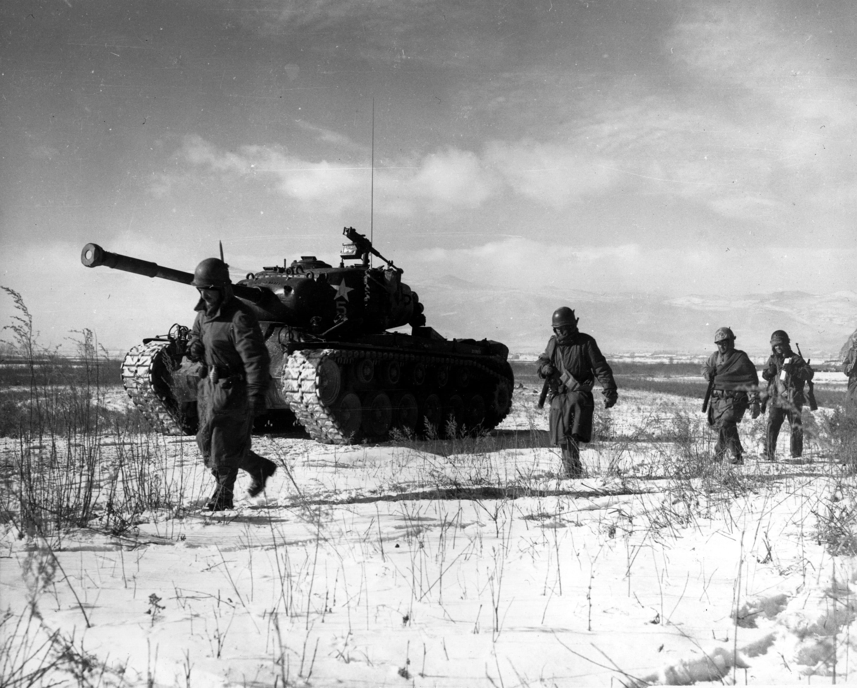 U.S. 1st marine, move, winter, war, st, concepts And Ideas, sky, aggression, Battle of Chosin Reservoir, division, battle, chosin, U.S. 1st Marine Division, HD Wallpaper