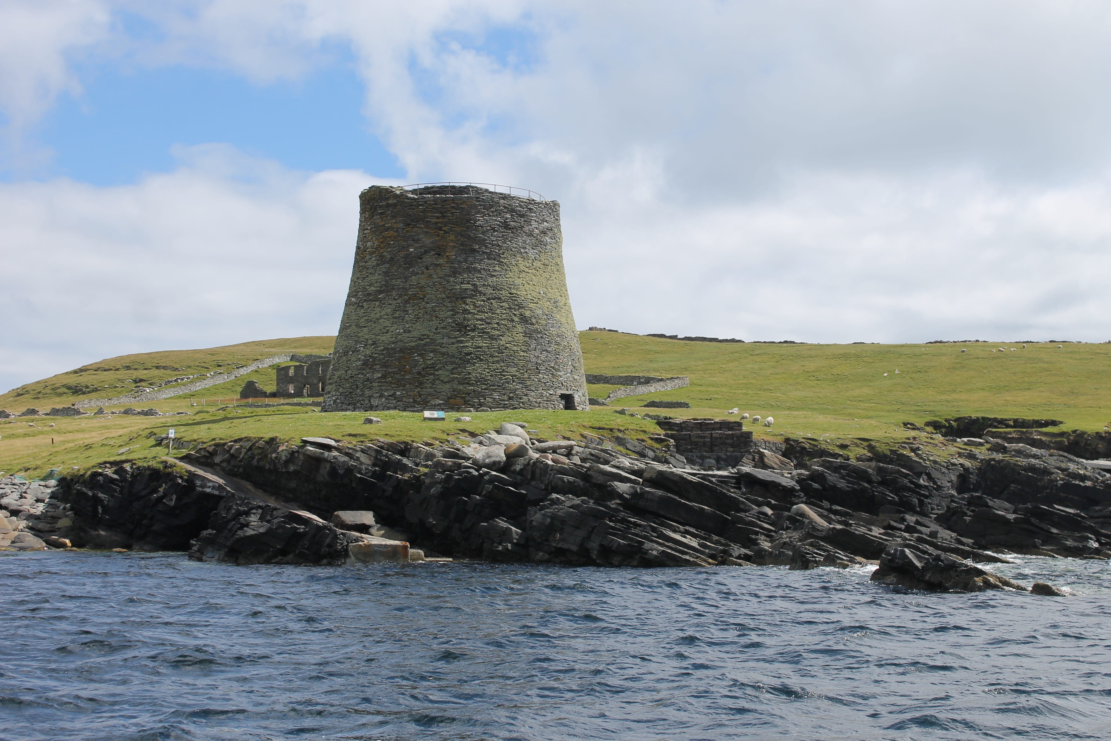 sea, day, sky, no people, building, solid, outdoors, prehistoric, historic, waterfront, island, megalithic, castle, ruin, rock, architecture, house, cliff, HD Wallpaper