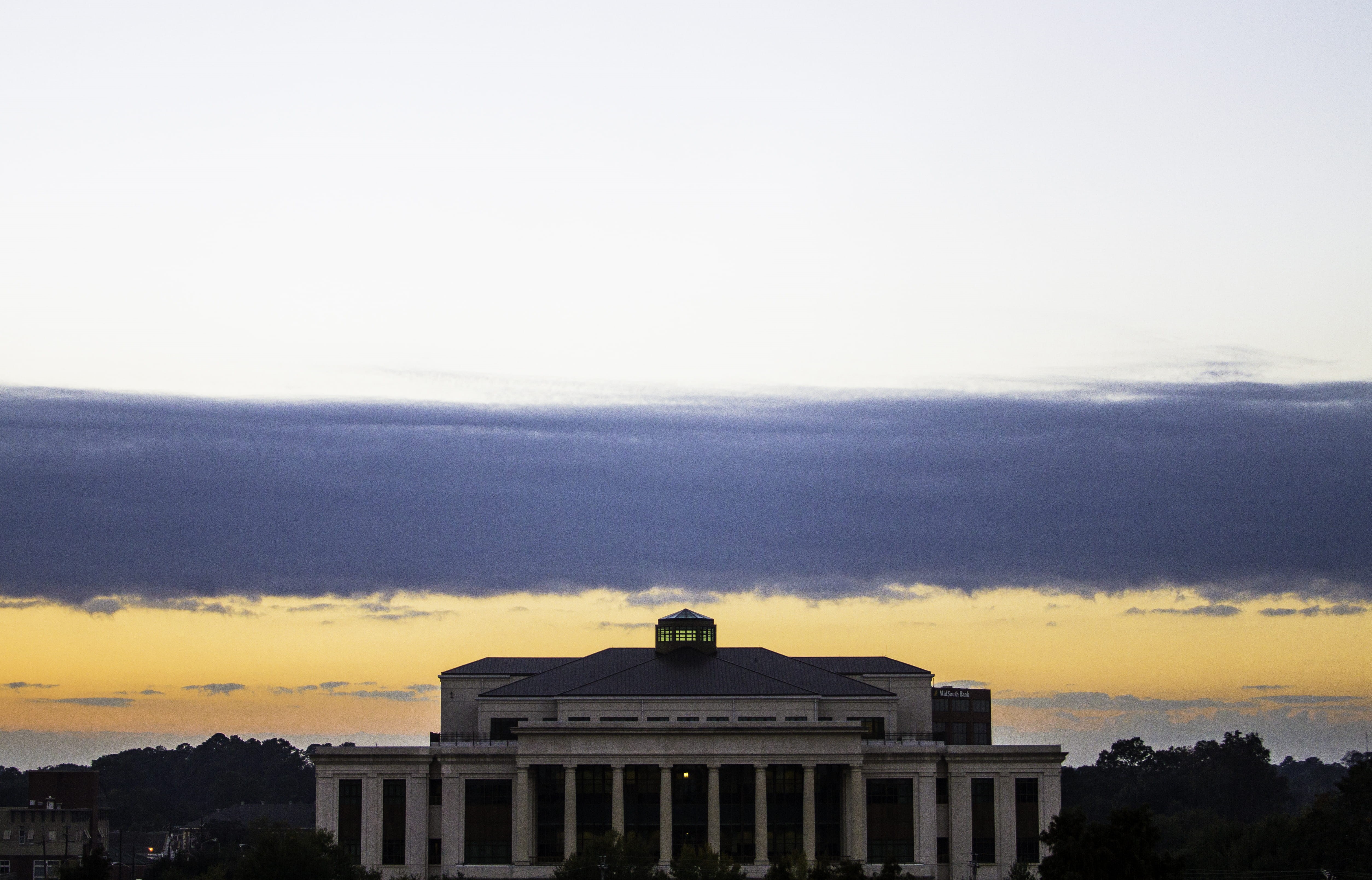 building exterior, nature, city, travel destinations, building, clouds, downtown, united states, architectural column, dusk, cloud - sky, the past, outdoors, HD Wallpaper
