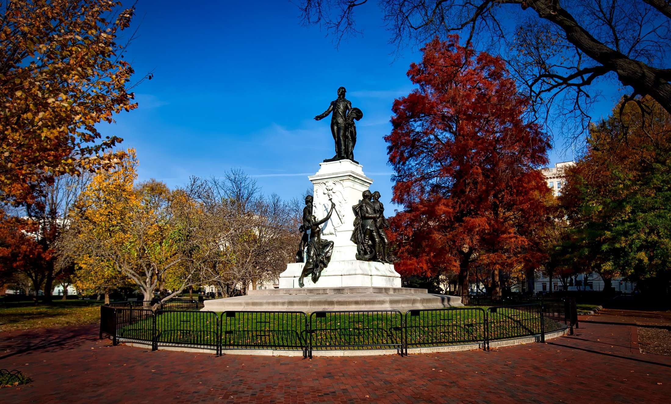 public, urban, sculpture, male likeness, change, lafayette park, human representation, female likeness, day, fall, sky, autumn, representation, no people, HD Wallpaper