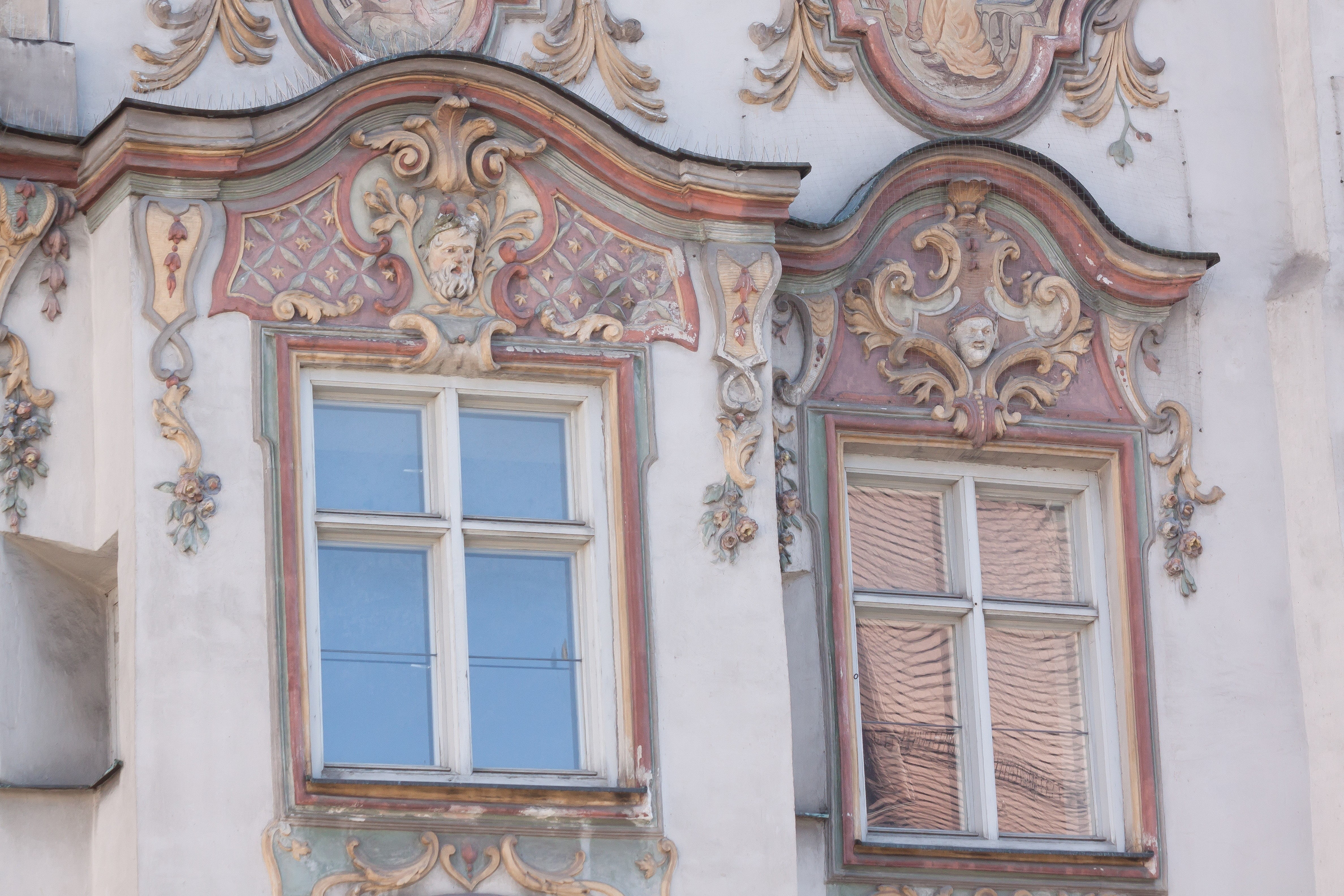 building, day, craft, style, art, frescos, rococo, color, carving, europe, mural, art and craft, european art, facade, low angle view, home, ornament, decoration, HD Wallpaper