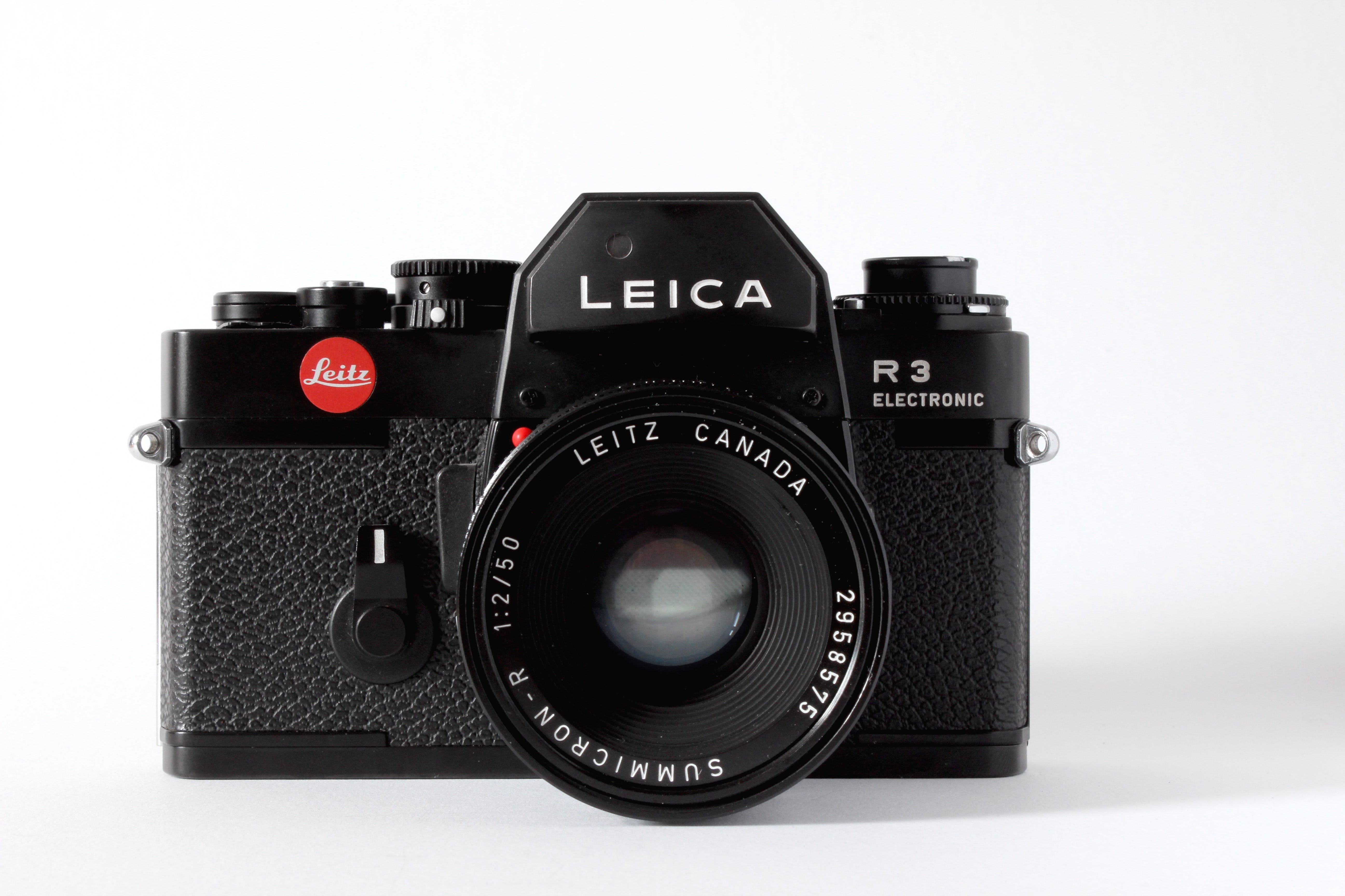 photograph, camera, cut out, retro, photography, photography themes, single object, lens - eye, black color, digital camera, retro styled, modern, analog camera, HD Wallpaper