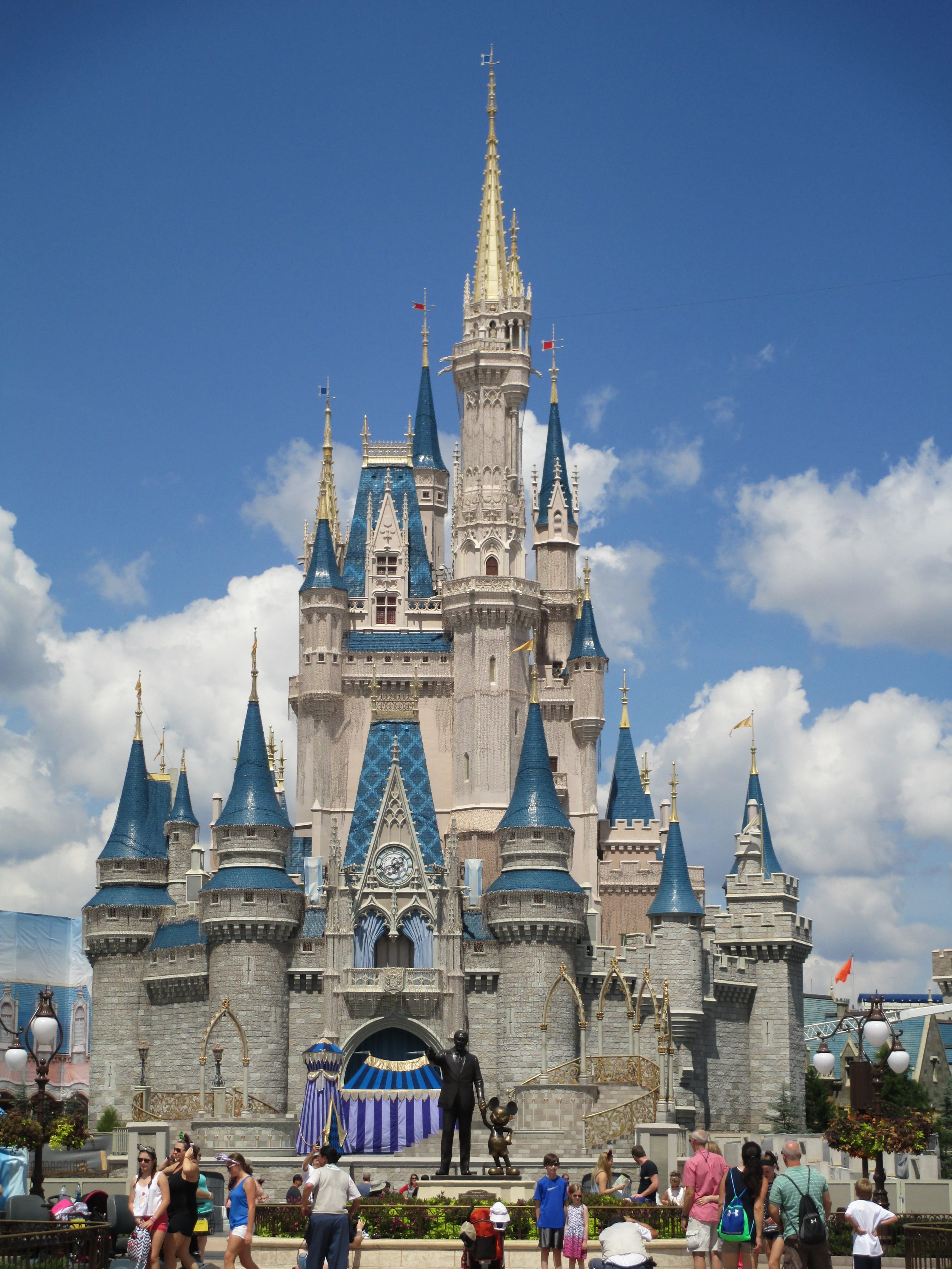 group of people, sky, real people, Disney, Orlando, architecture, spirituality, large group of people, travel, disneyland, building exterior, religion, Phone HD Wallpaper