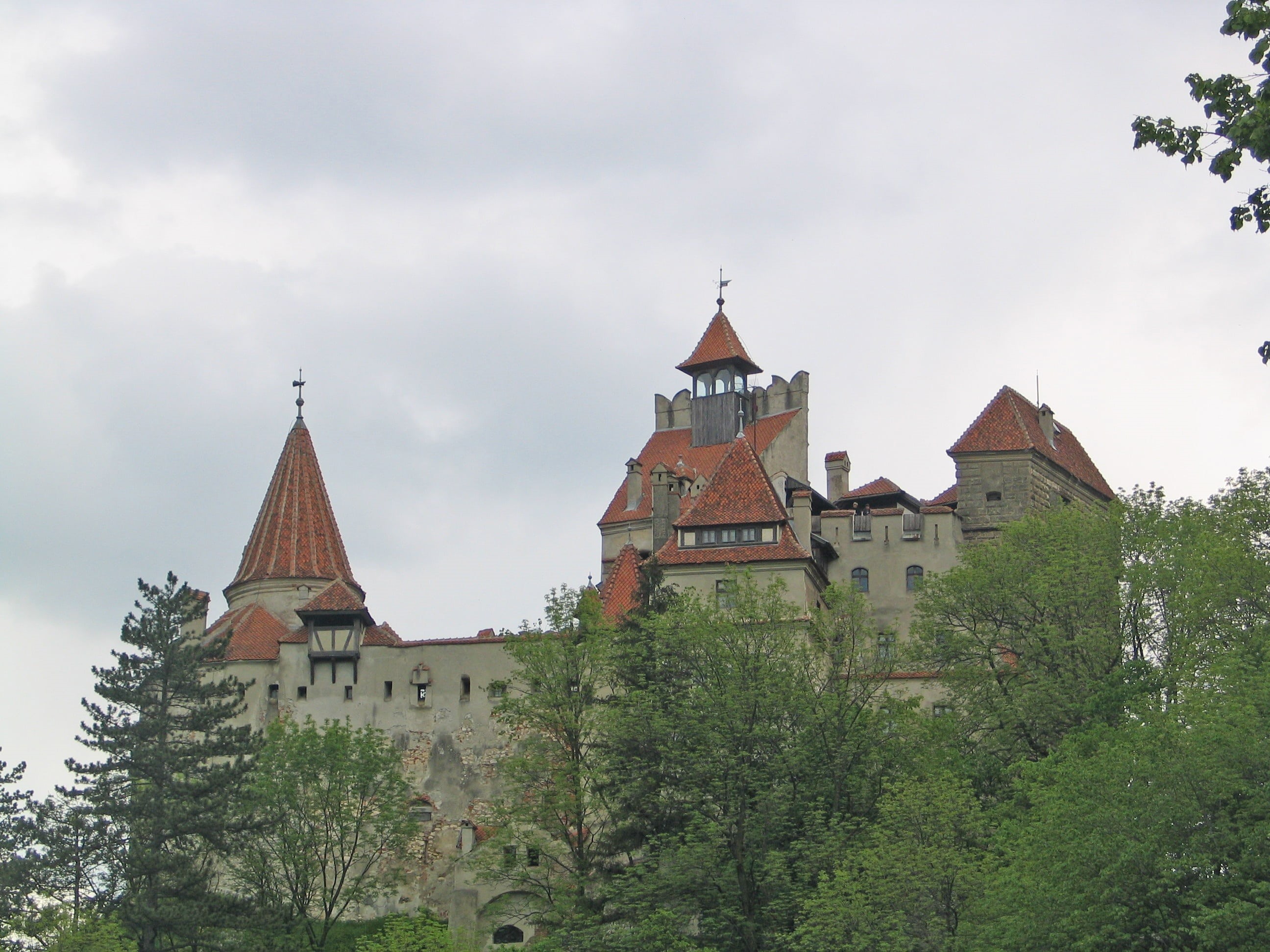 building exterior, sky, stockade, medieval, security, castle, history, the past, spirituality, sanctuary, garrison, outpost, reinforcement, travel destinations, HD Wallpaper