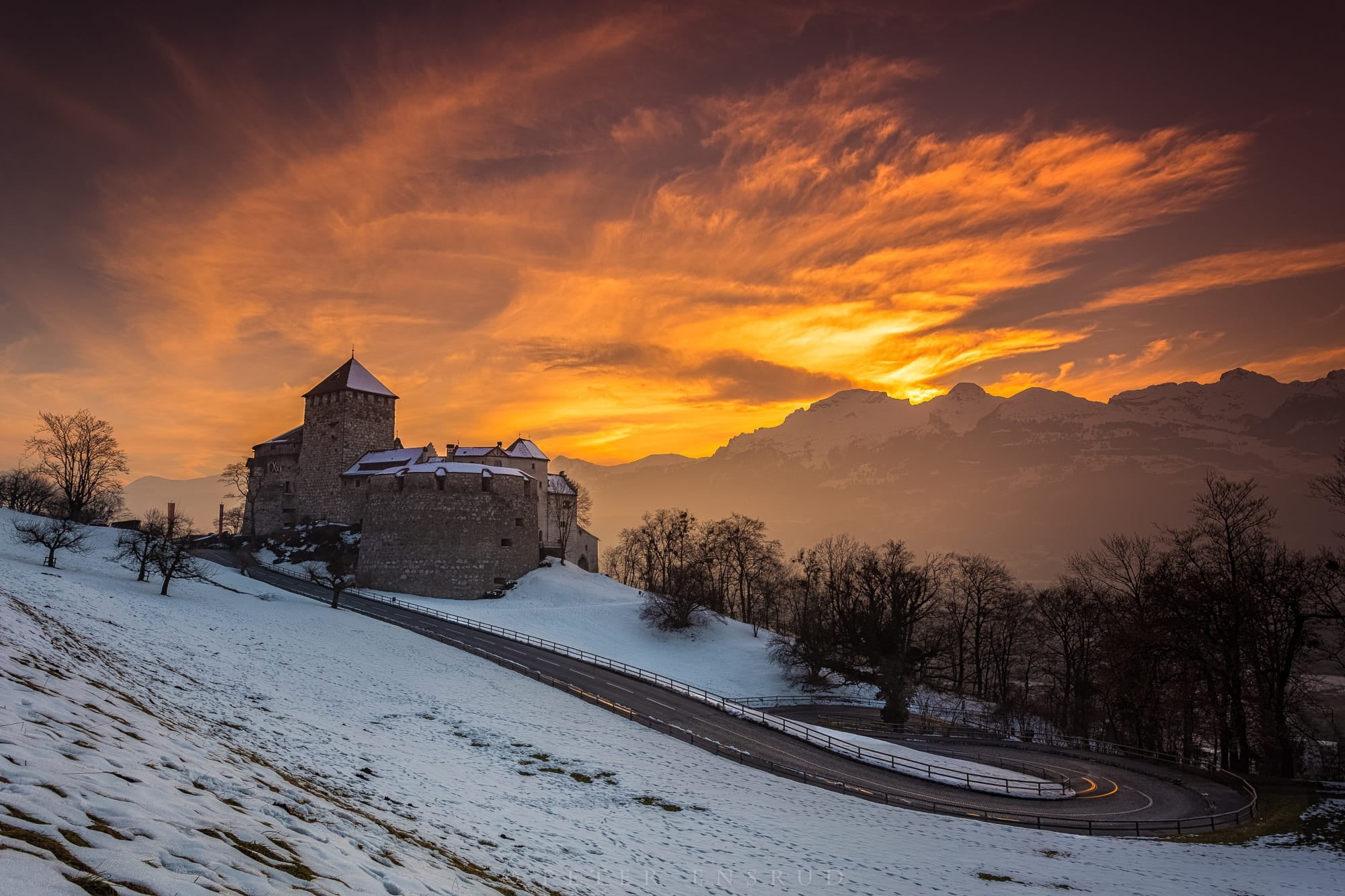 snow, road, 1080P, landscape, Vaduz, Liechtenstein, Alps, winter, sunset, castle, mountains, HD Wallpaper