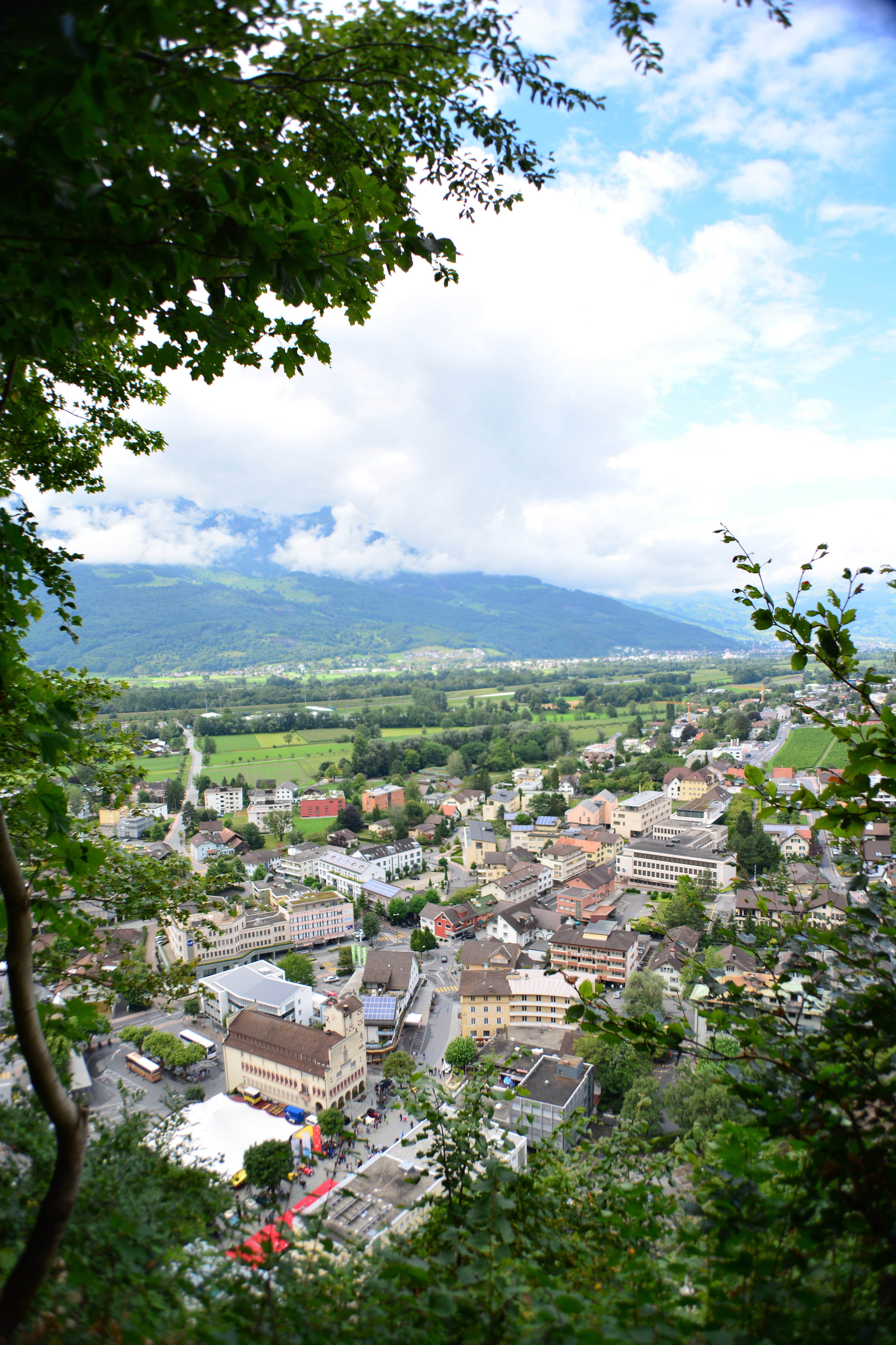 high angle view, nature, architecture, cloud - sky, residential district, landscape, day, no people, Liechtenstein, 5K, plant, town, growth, house, scenics, Phone HD Wallpaper