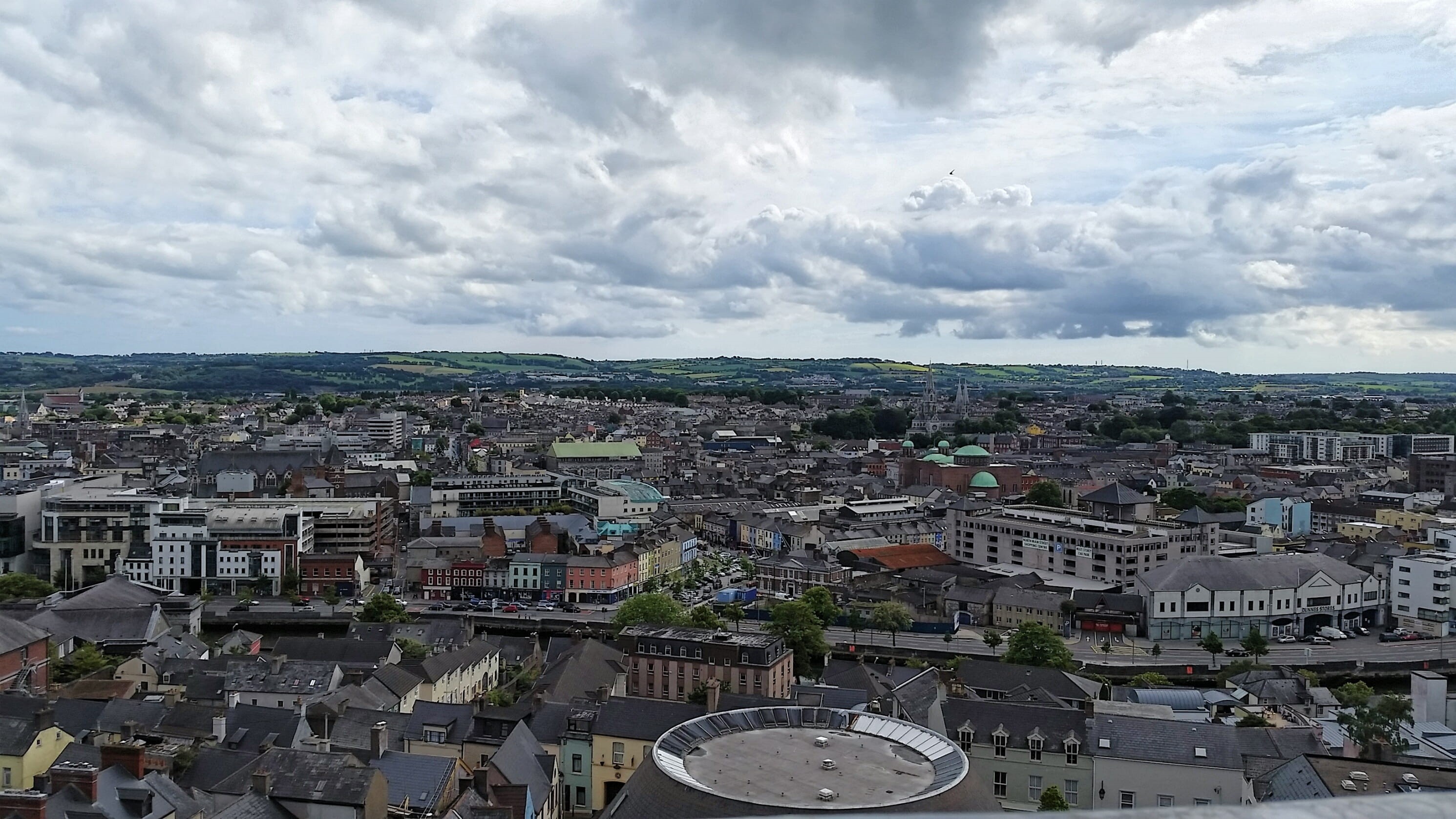 travel destinations, building exterior, 2K, sky, Irish, cloud - sky, architecture, Europe, City, building, outdoors, cityscape, high angle view, Cork, HD Wallpaper