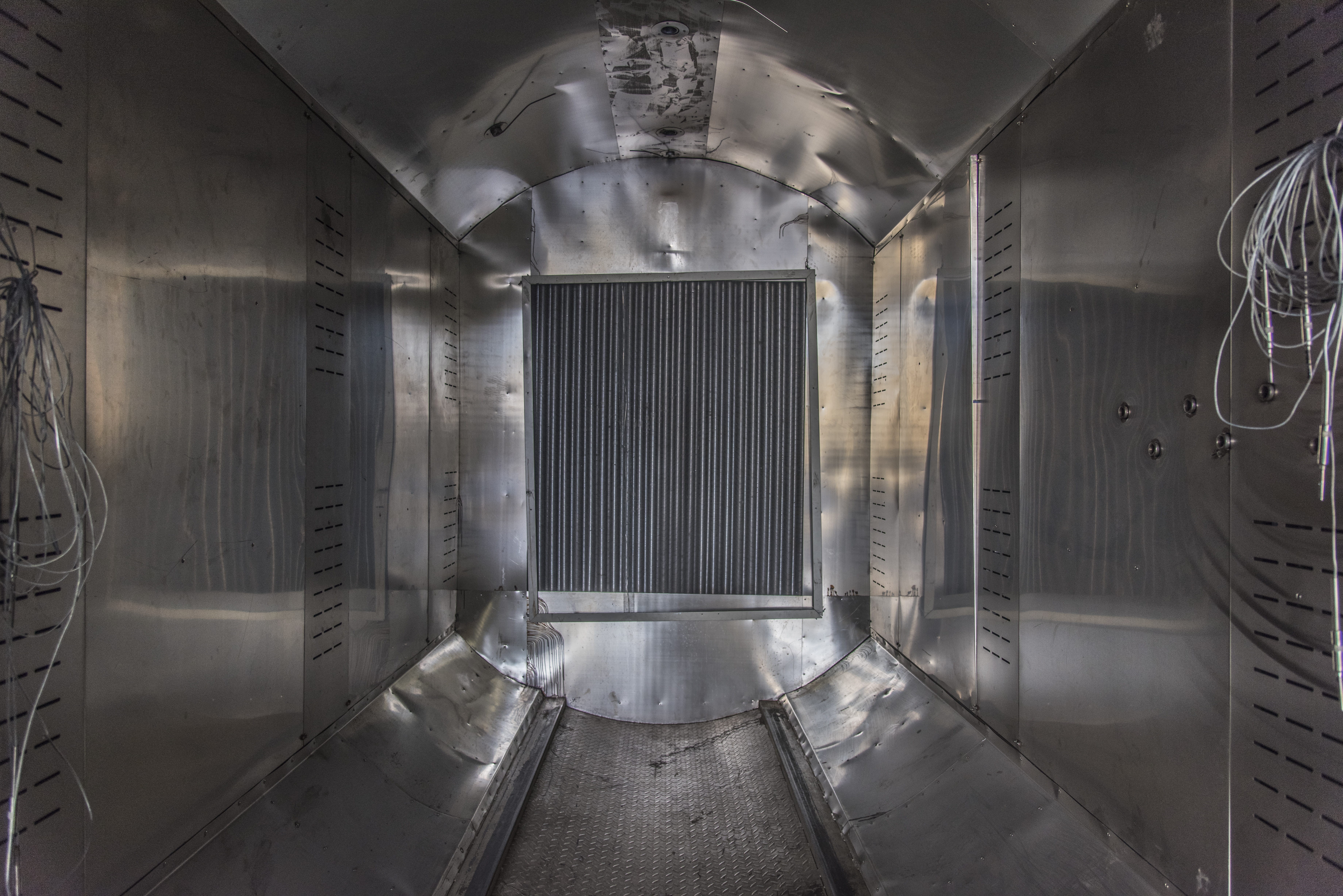 abandoned, door, stripes, bathroom, absence, stark, dark, concrete, sheet, steel, autoclave, no people, domestic room, factory, windowless, decline, enclosure, HD Wallpaper