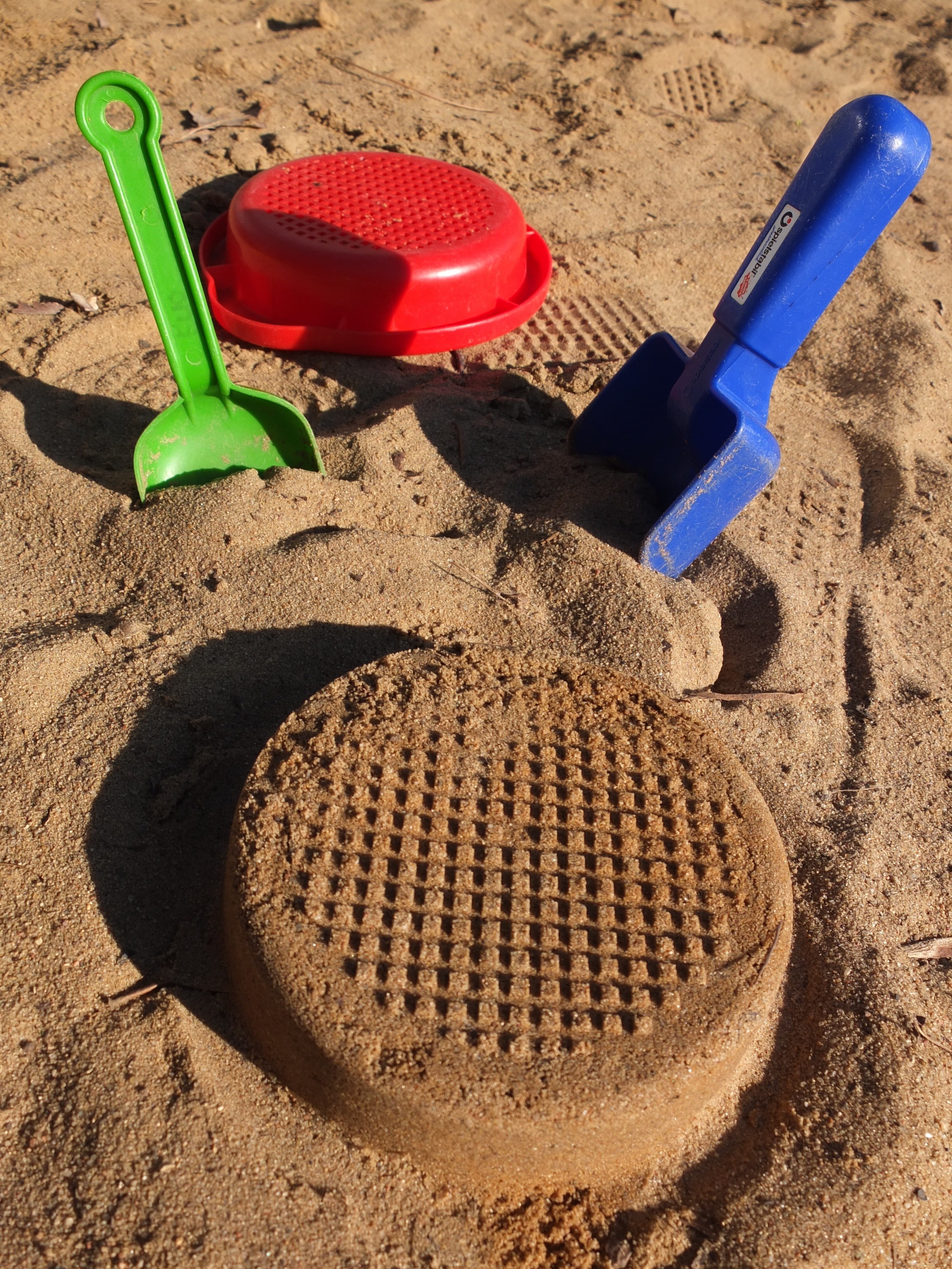 day, equipment, toys, bottle, rake, sieve, shovel, high angle view, no people, outdoors, still life, dirt, plastic, digging, sunlight, container, hand tool, Phone HD Wallpaper