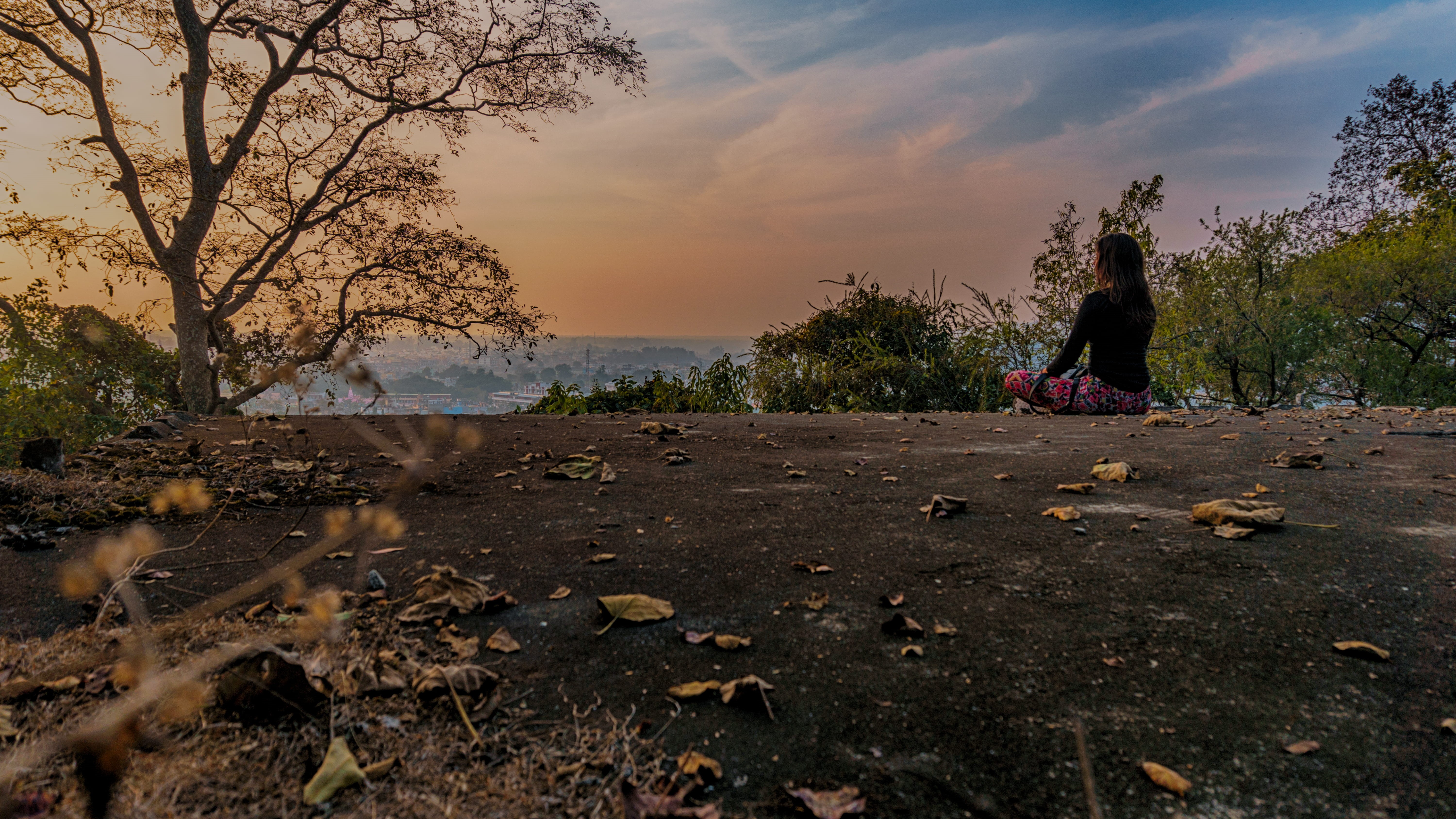 beatles ashram, tranquil scene, portrait, landscape, woman, non-urban scene, water, outdoors, beach, tranquility, rishikesh, sky, nature, lifestyles, leisure activity, HD Wallpaper