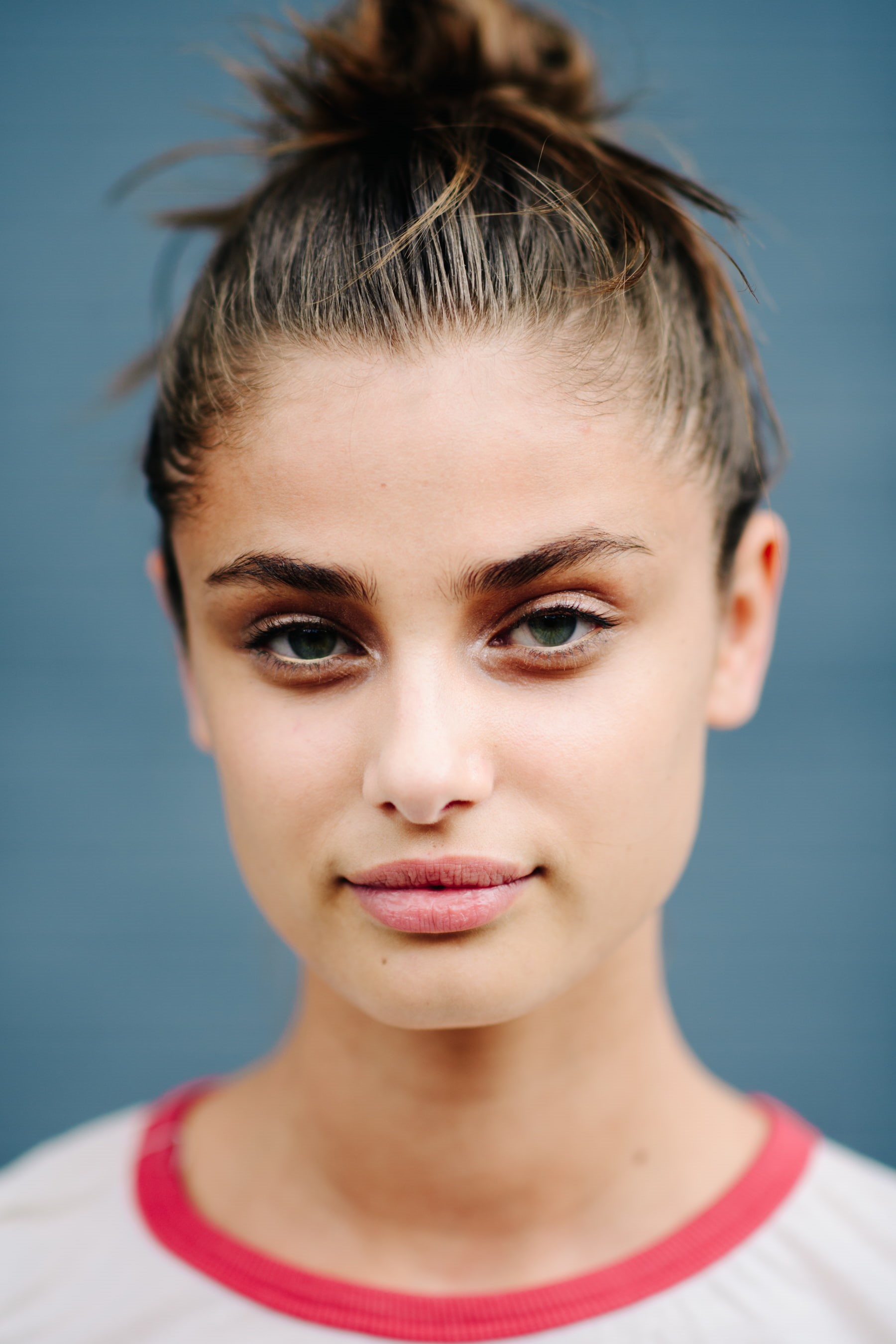 face, 2K, Taylor Hill, women, Phone HD Wallpaper