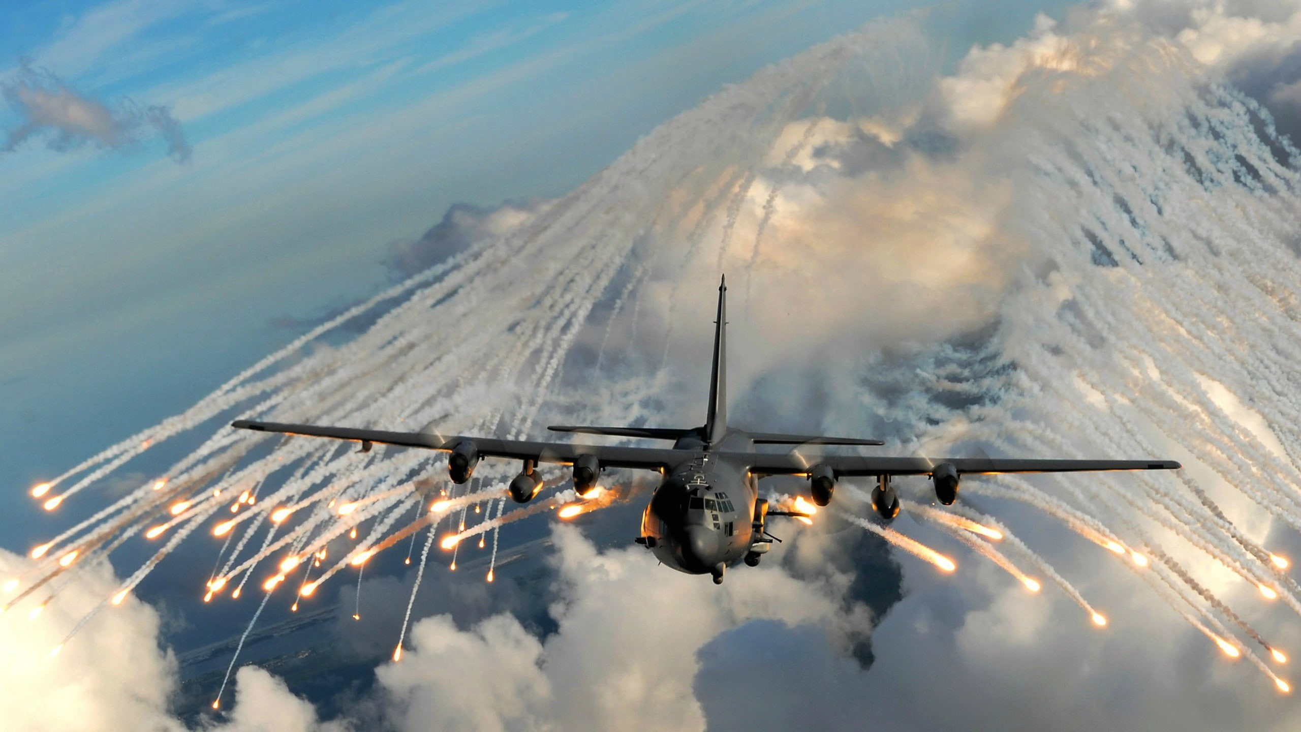cloud - sky, landing - touching down, taking off, sky, mode of transportation, US Air Force, no people, airport, military aircraft, AC-130, transportation, HD Wallpaper