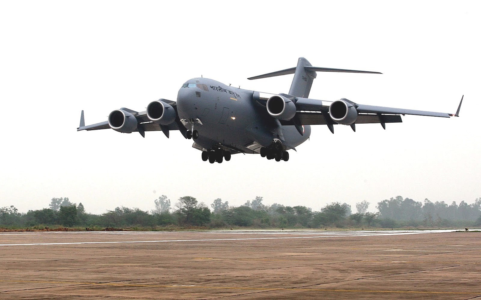 sky, landing - touching down, day, nature, airport runway, Indian Air Force, travel, outdoors, motion, on the move, flying, military, aerospace industry, HD Wallpaper