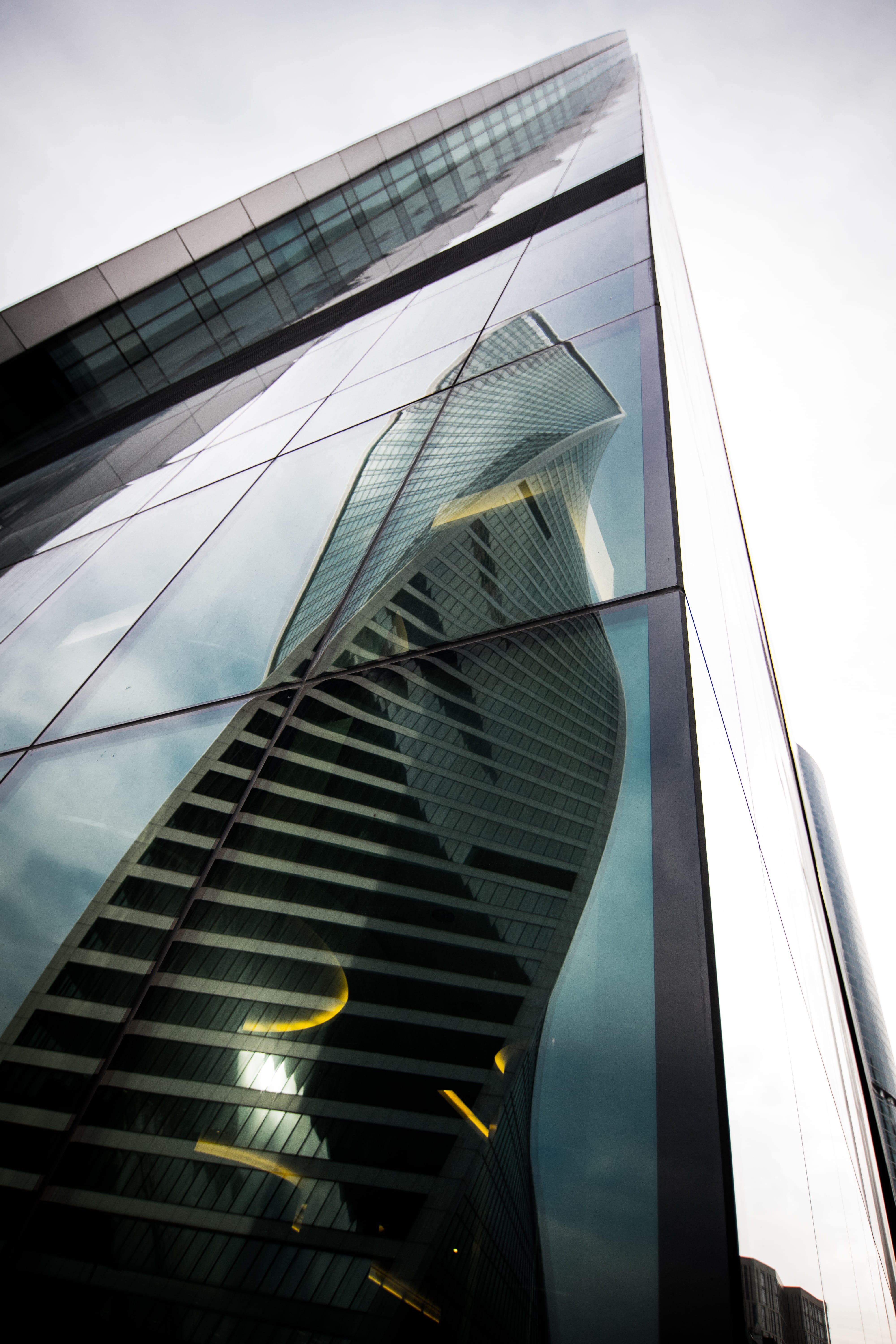 window, day, office building, reflections, reflection, outdoors, office, city, mirror, modern, nature, moscow city, handrail, tower, directly below, skyscraper, Phone HD Wallpaper
