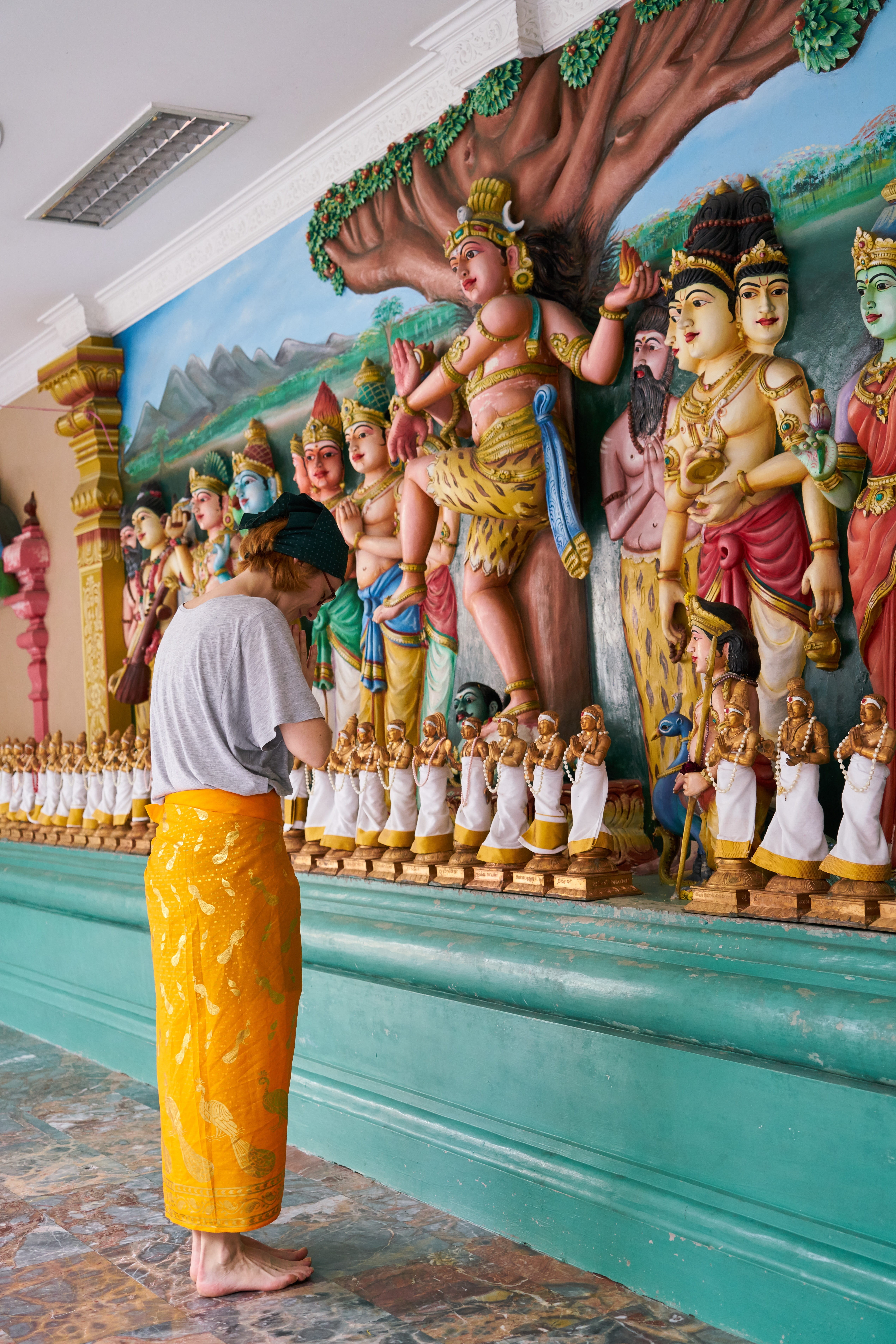 girl, human representation, men, day, asian, art and craft, religion, civilization, human, prayer, buddhist, group of people, architecture, indian, hinduism, Phone HD Wallpaper