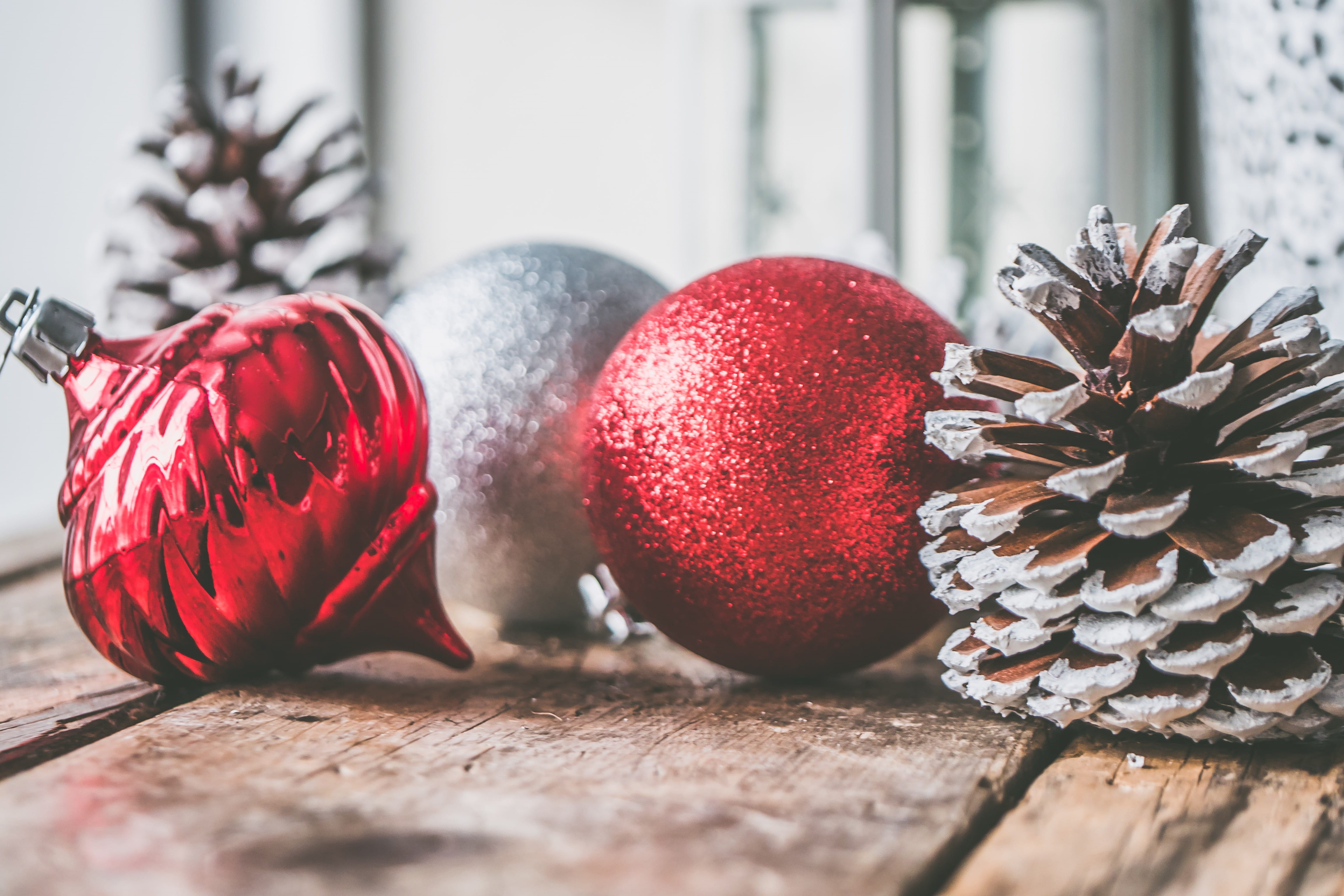 tree, painted, decoration, decorations, decor, indoors, fruit, day, bauble, bright, christmas decoration, holiday, wood - material, red, background, ornaments, HD Wallpaper