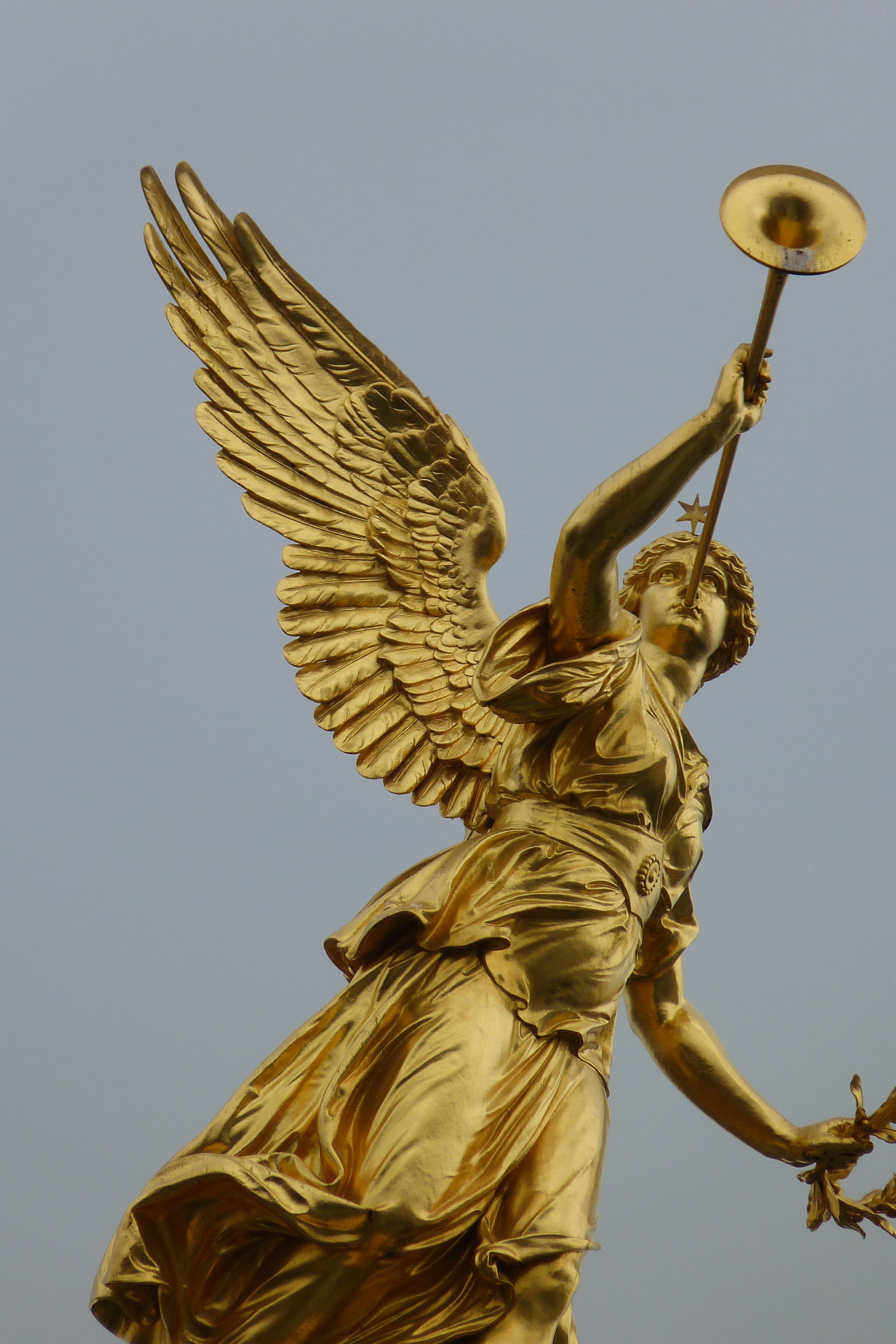 heavenly, authority, 4K, architecture, gold colored, nature, no people, day, low angle view, creativity, travel destinations, sculpture, representation, Phone HD Wallpaper