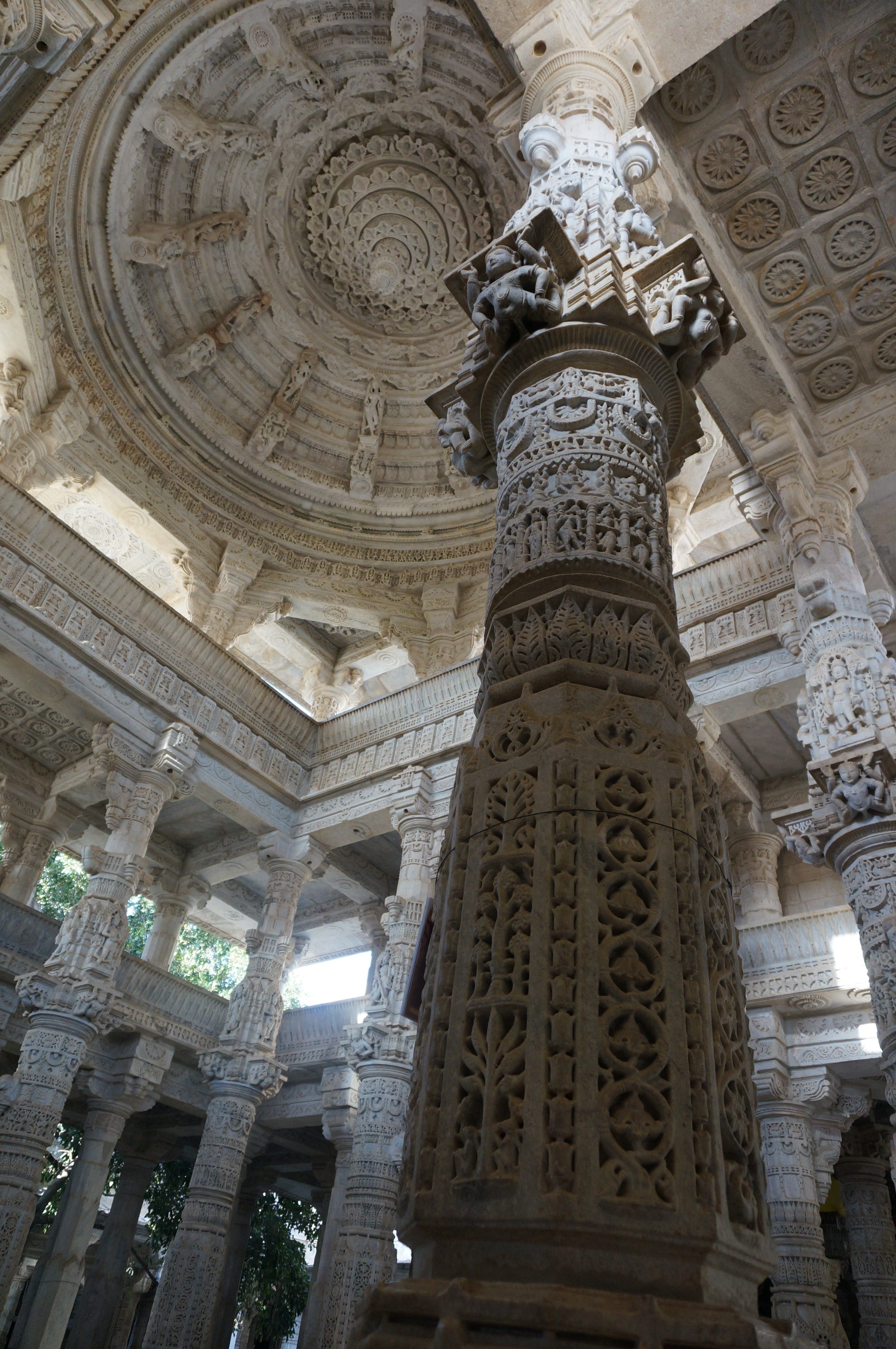 the past, stone, ceiling, travel destinations, anandji, building exterior, kalyanji, representation, religion, arch, place of worship, managed by lay jains, Phone HD Wallpaper